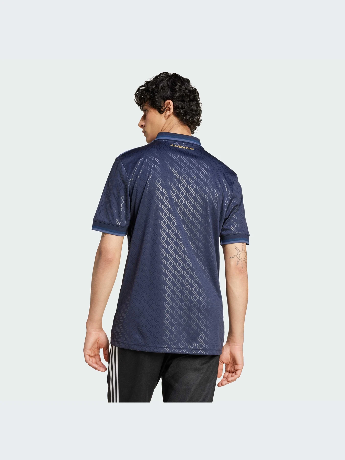 Футболки и поло Adidas модель IY5244-KZ Футболки и поло Adidas модель IY5244-KZ Фото