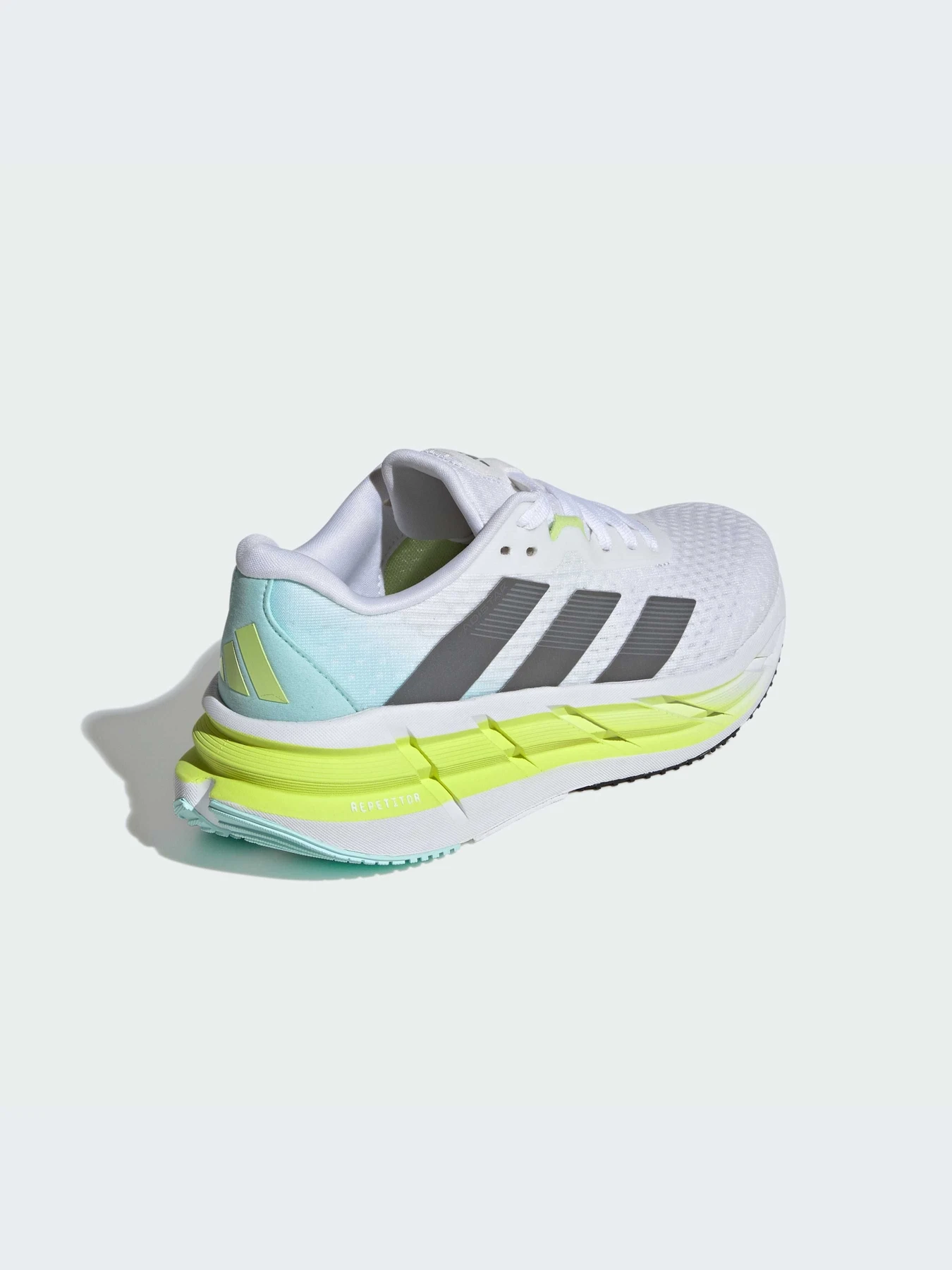 Кроссовки Adidas модель IH7651-KZ Кроссовки Adidas модель IH7651-KZ Фото