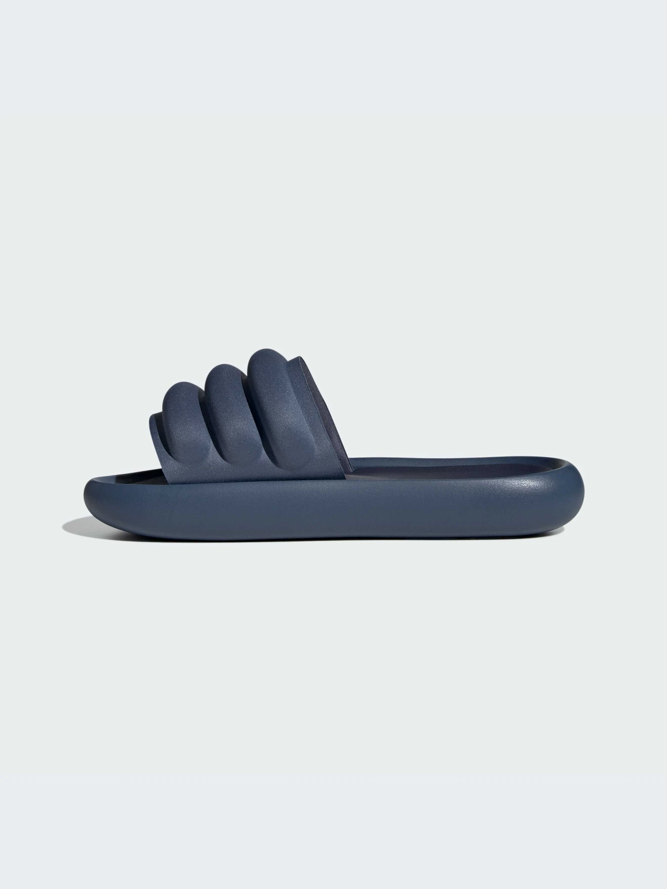 Шлёпанцы Adidas Adilette модель IG6872-KZ Шлёпанцы Adidas Adilette модель IG6872-KZ Фото