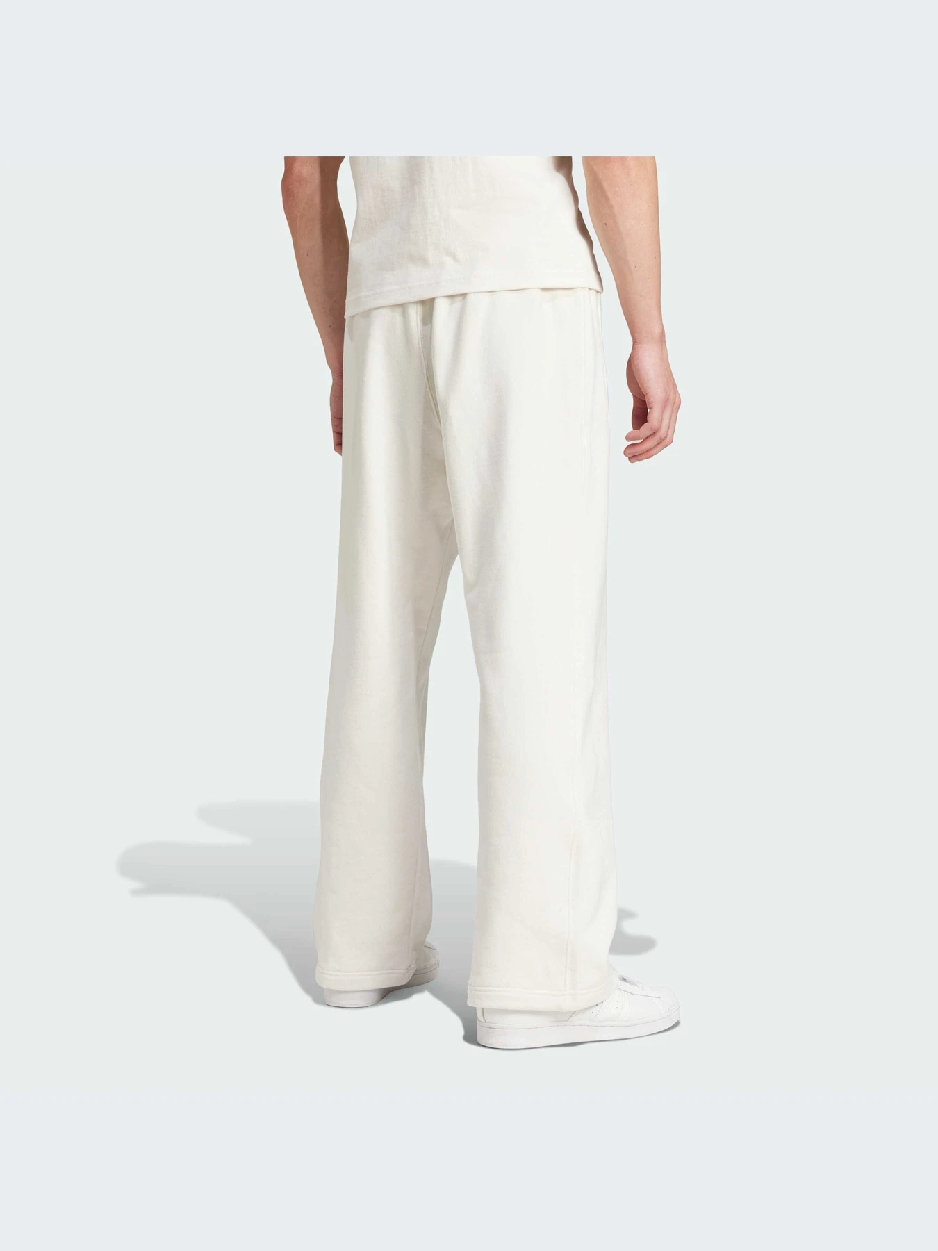 Брюки Adidas Graphics модель IX6765-KZ Брюки Adidas Graphics модель IX6765-KZ Фото
