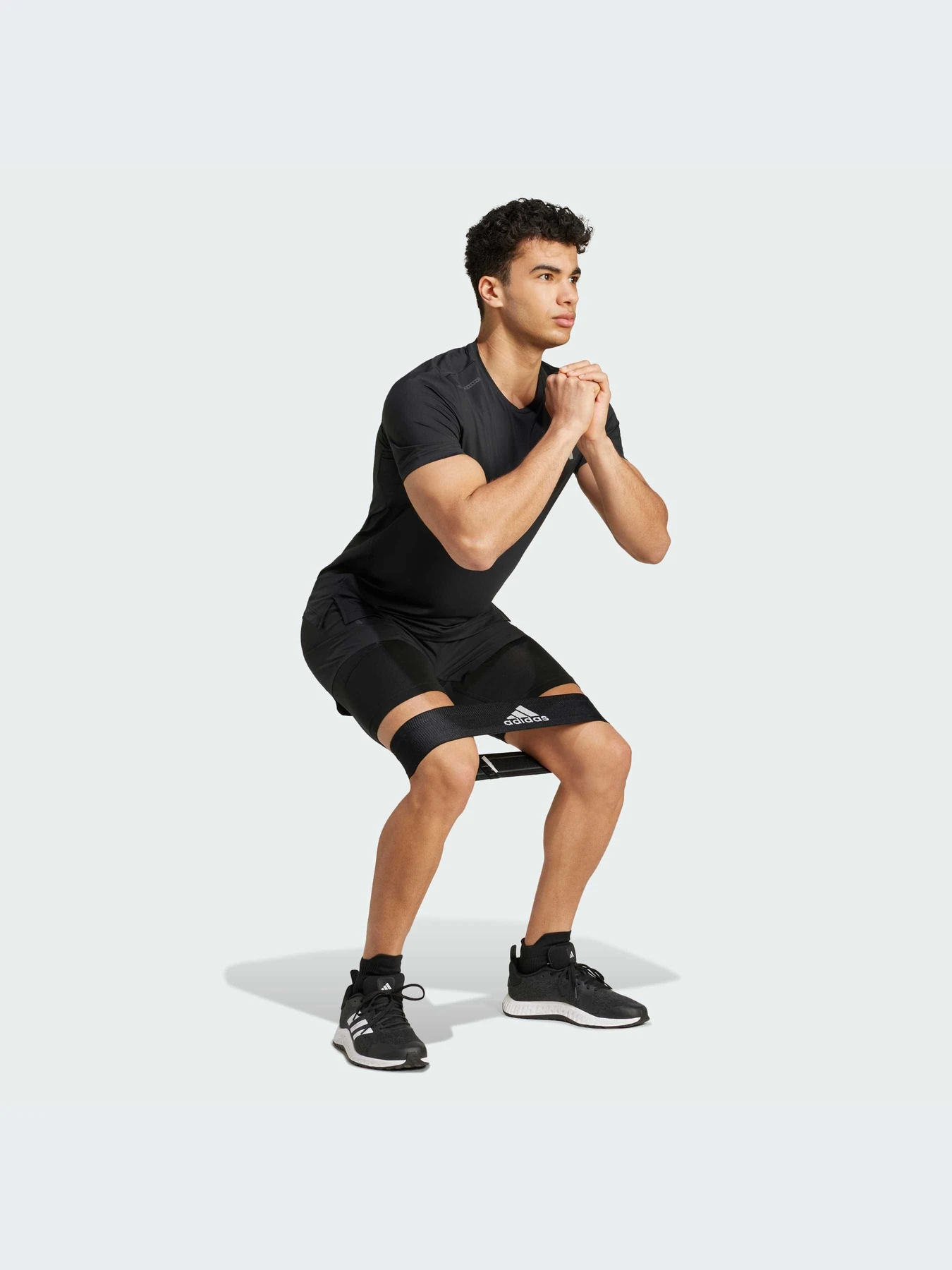 Шорты Adidas модель IN5613-KZ Шорты Adidas модель IN5613-KZ Фото
