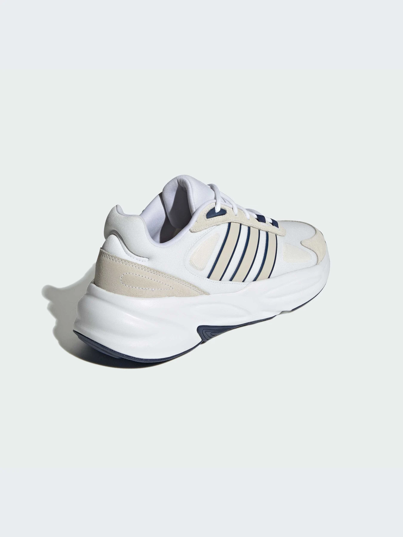 Кроссовки Adidas Ozweego модель IG6769-KZ Кроссовки Adidas Ozweego модель IG6769-KZ Фото