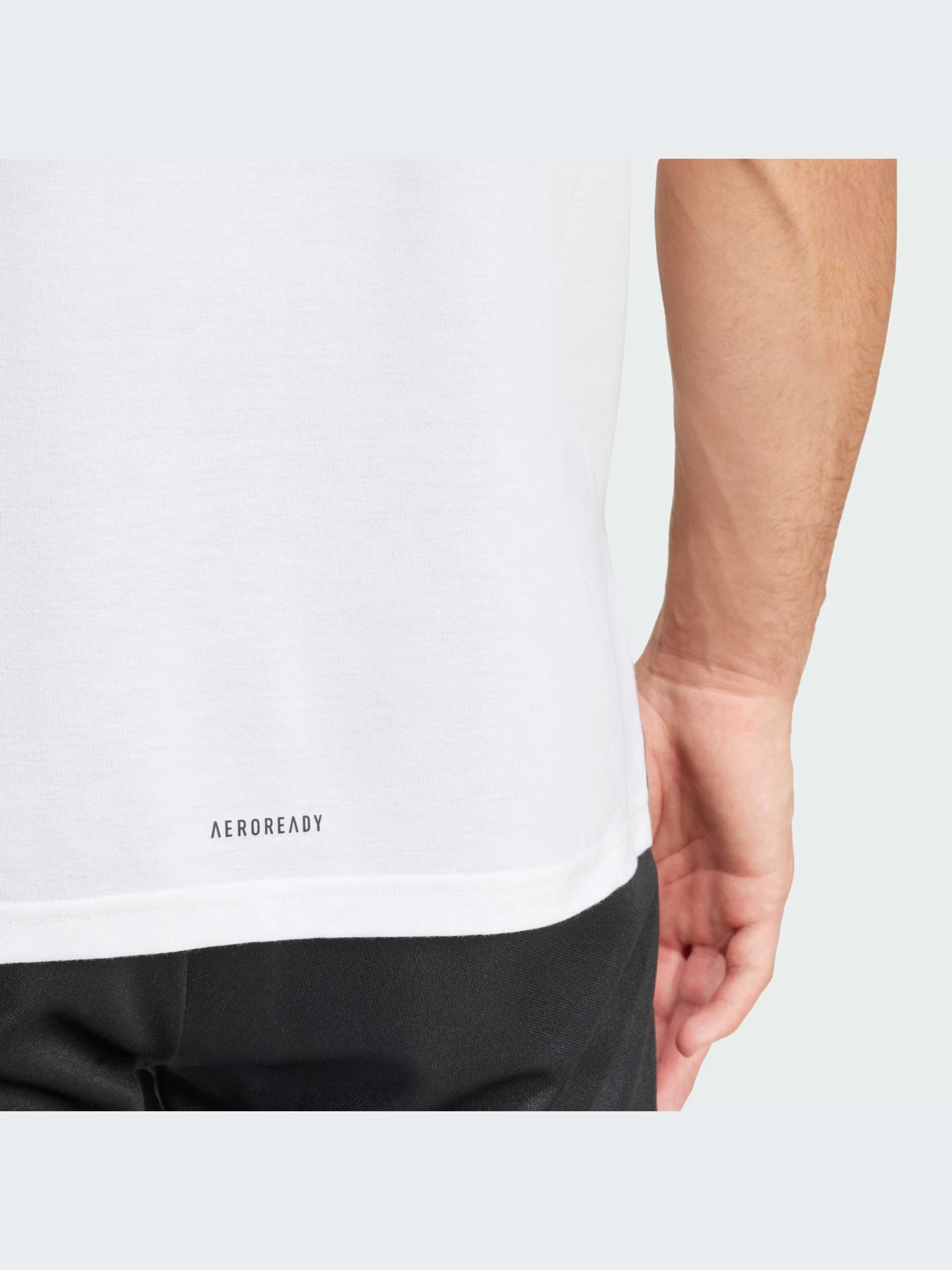 Футболки и поло Adidas модель IW0140-KZ Футболки и поло Adidas модель IW0140-KZ Фото