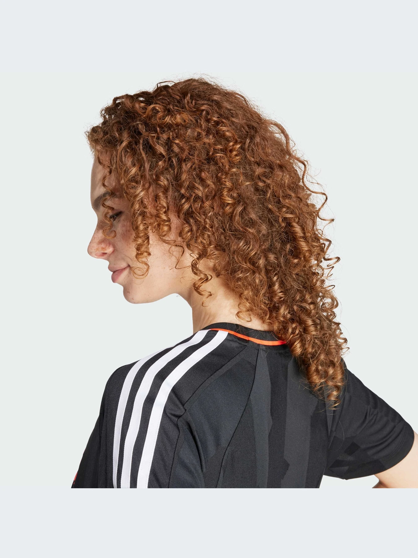 Футболки и поло Adidas Tiro модель IX3505-KZ Футболки и поло Adidas Tiro модель IX3505-KZ Фото