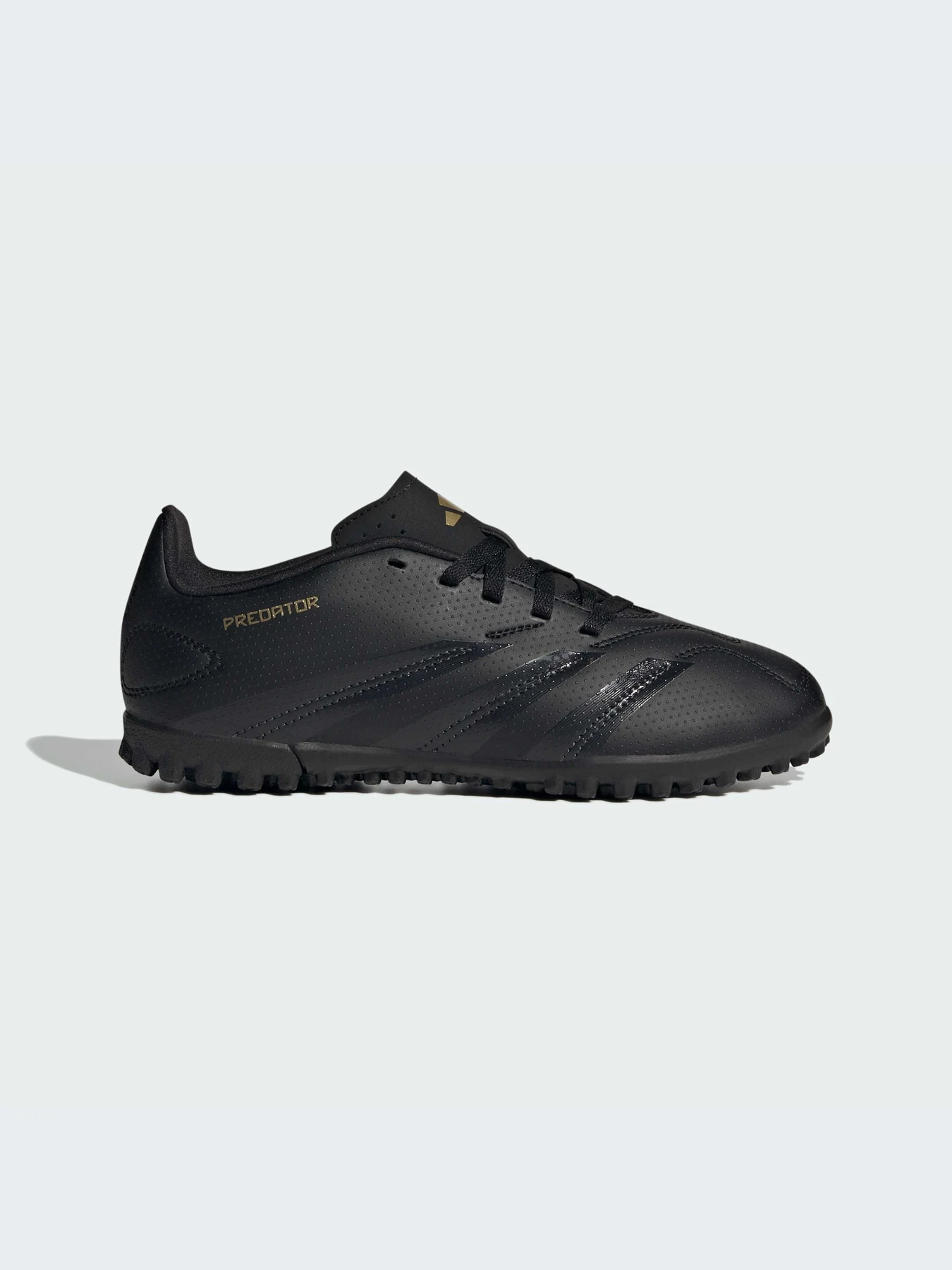Кроссовки Adidas Predator модель IF6419-KZ Кроссовки Adidas Predator модель IF6419-KZ Фото