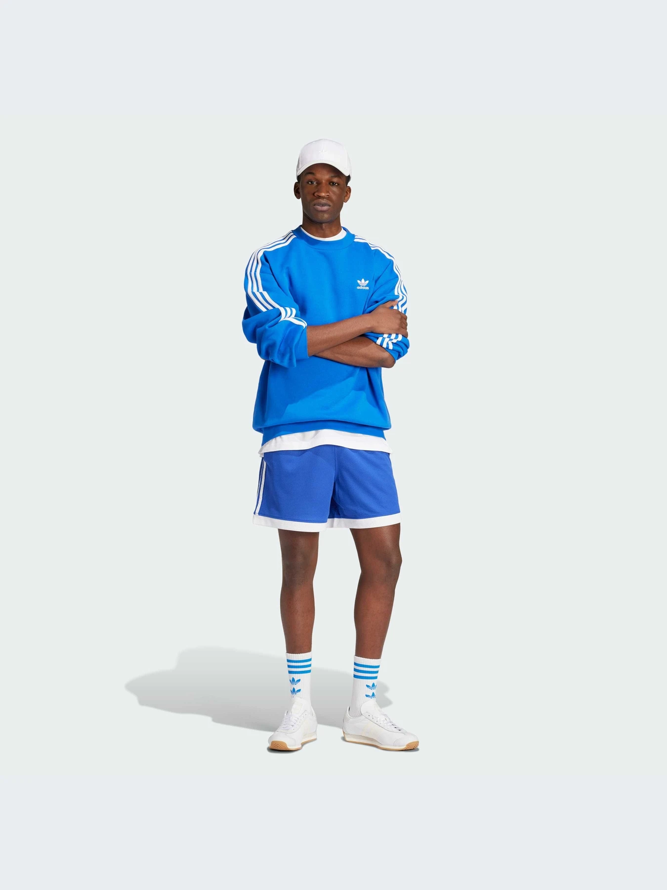 Шорты Adidas Adicolor модель IZ2451-KZ Шорты Adidas Adicolor модель IZ2451-KZ Фото