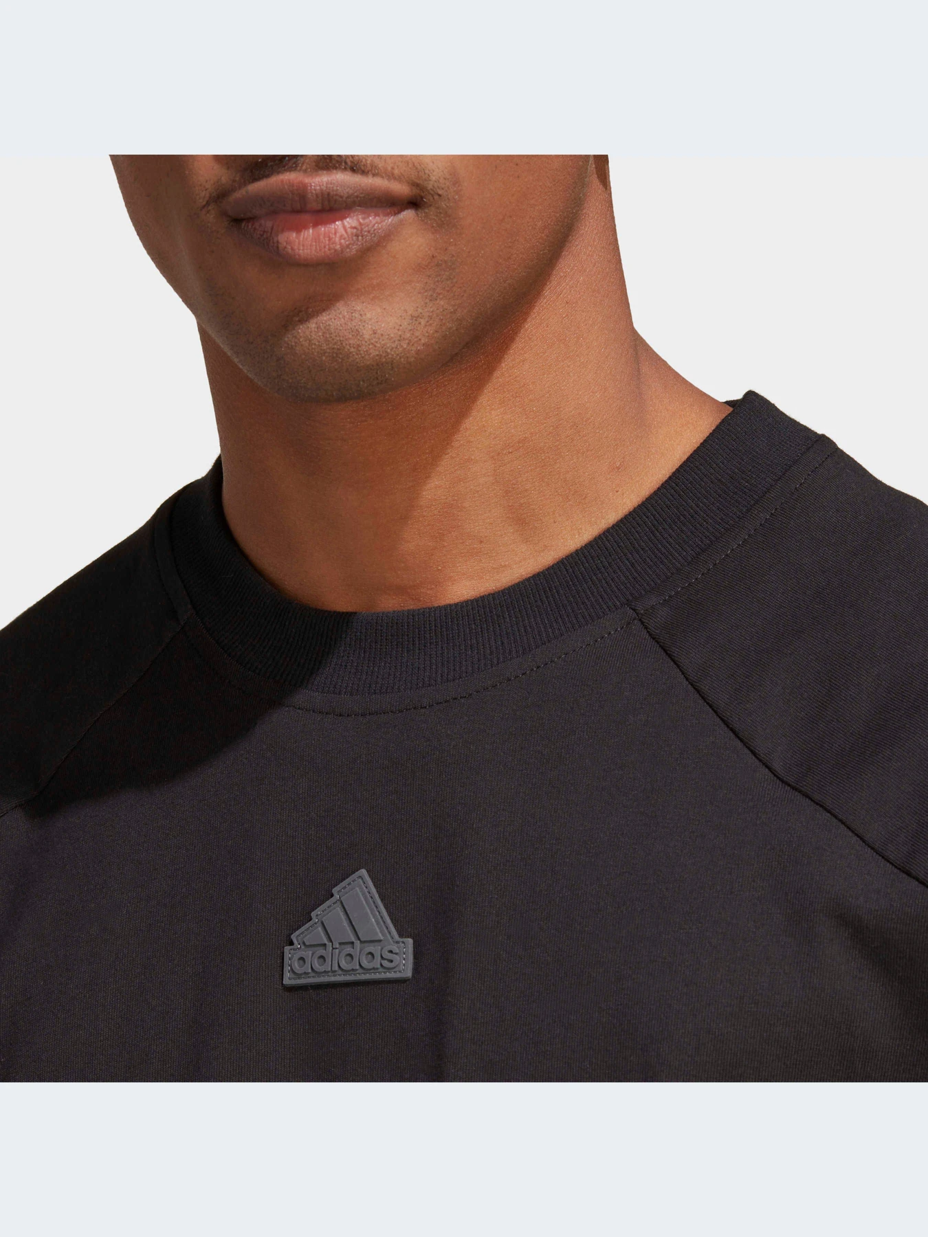 Футболки и поло Adidas модель IC3720-KZ Футболки и поло Adidas модель IC3720-KZ Фото