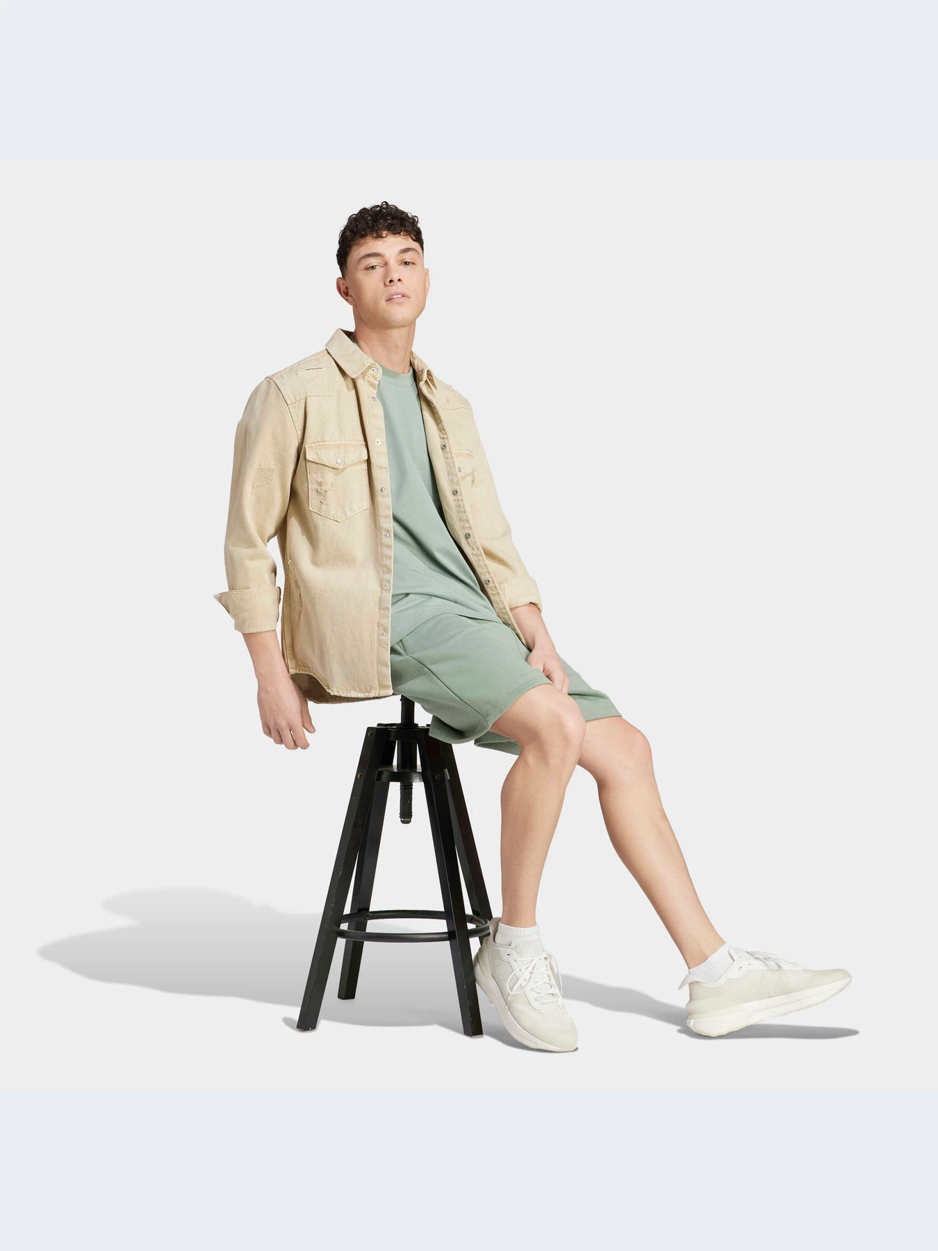 Футболки и поло Adidas модель IC4105-KZ Футболки и поло Adidas модель IC4105-KZ Фото