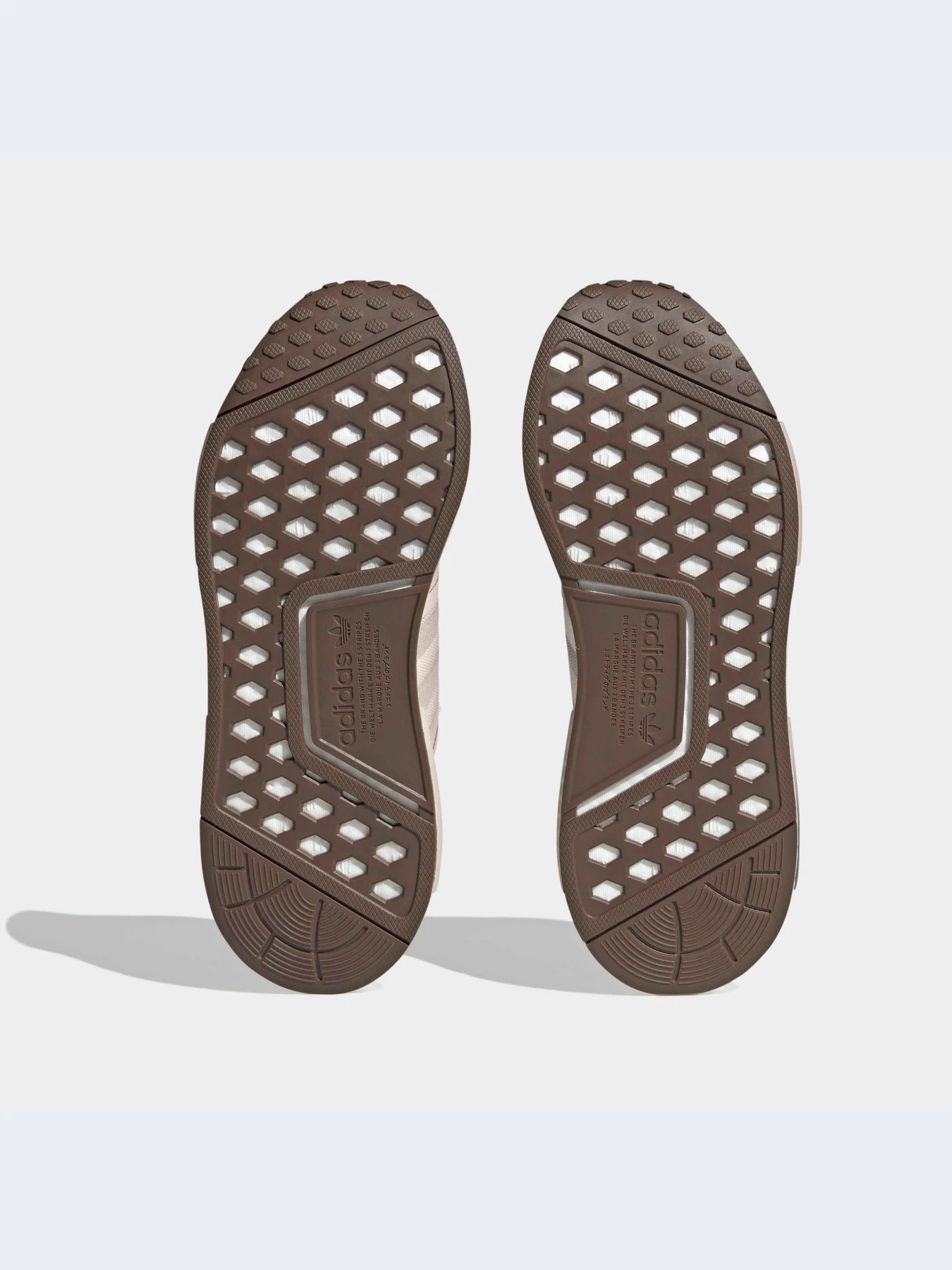 Кроссовки Adidas NMD модель HQ4279-KZ Кроссовки Adidas NMD модель HQ4279-KZ Фото
