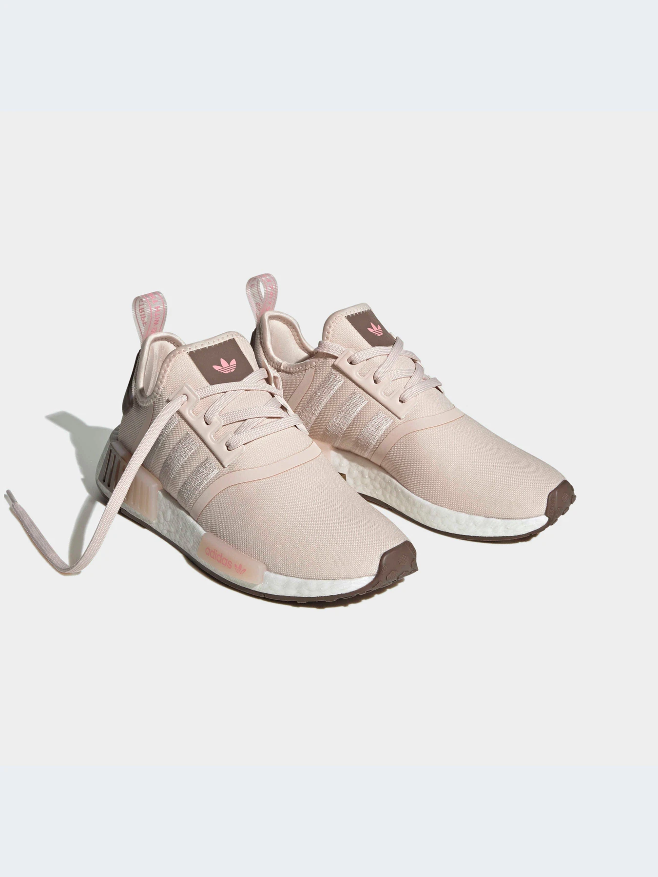 Кроссовки Adidas NMD модель HQ4279-KZ Кроссовки Adidas NMD модель HQ4279-KZ Фото