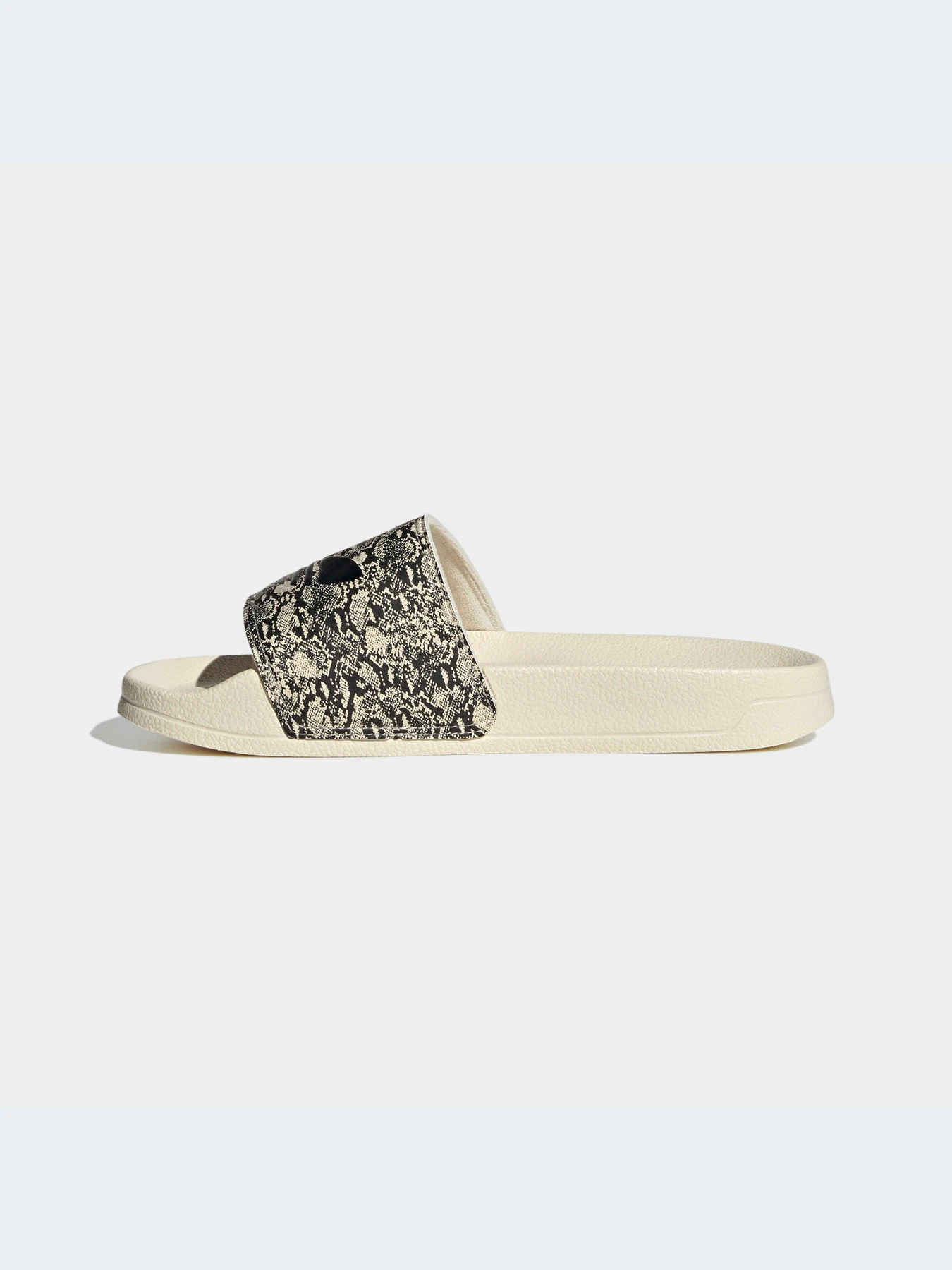 Шлёпанцы Adidas Adilette модель HQ4454-KZ Шлёпанцы Adidas Adilette модель HQ4454-KZ Фото