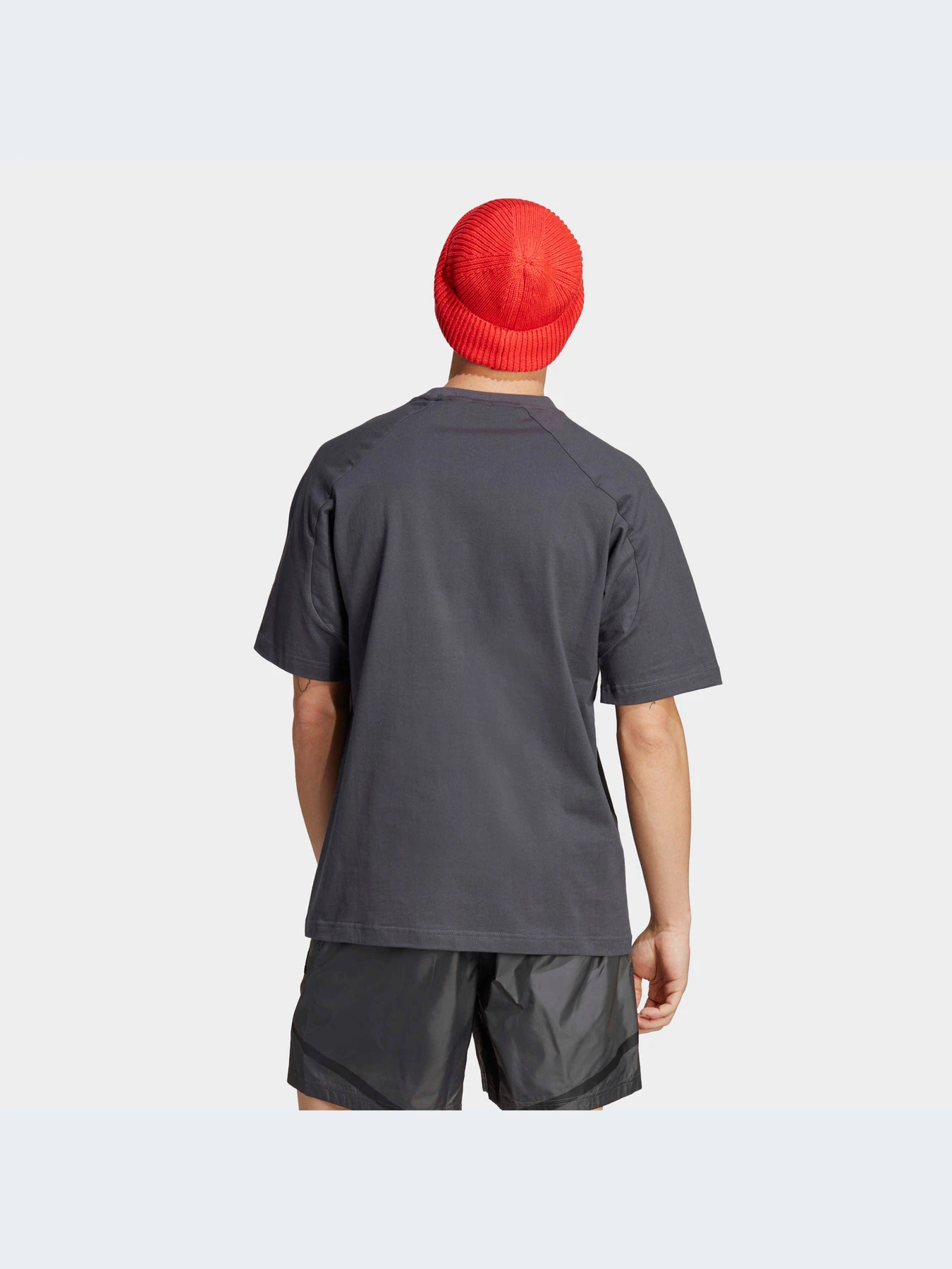 Футболки и поло Adidas модель IC8023-KZ Футболки и поло Adidas модель IC8023-KZ Фото