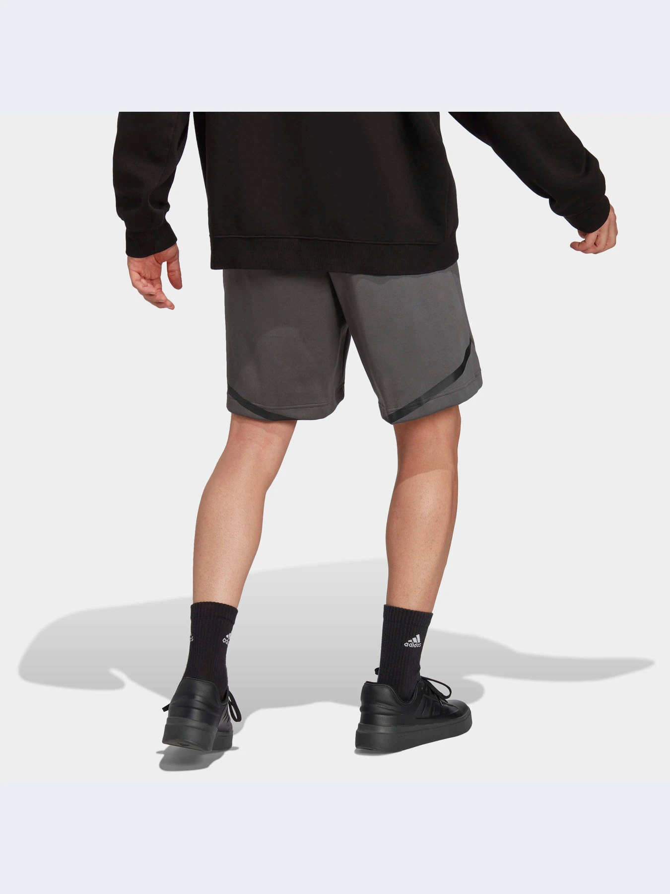 Шорты Adidas модель IC8031-KZ Шорты Adidas модель IC8031-KZ Фото