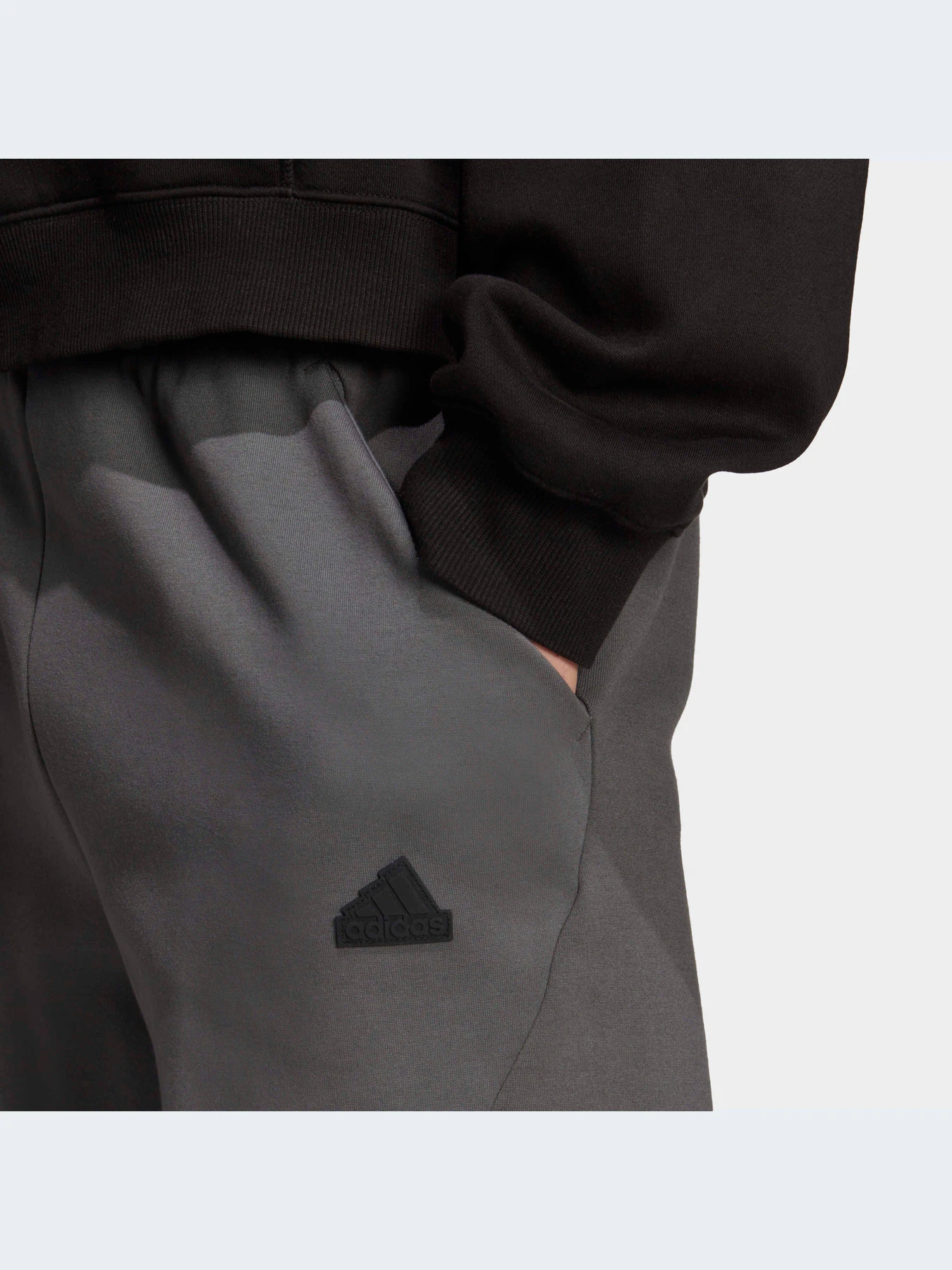 Шорты Adidas модель IC8031-KZ Шорты Adidas модель IC8031-KZ Фото