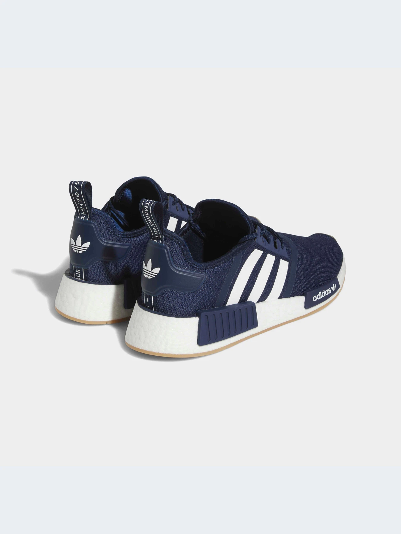 Кроссовки Adidas NMD модель IE2280-KZ Кроссовки Adidas NMD модель IE2280-KZ Фото