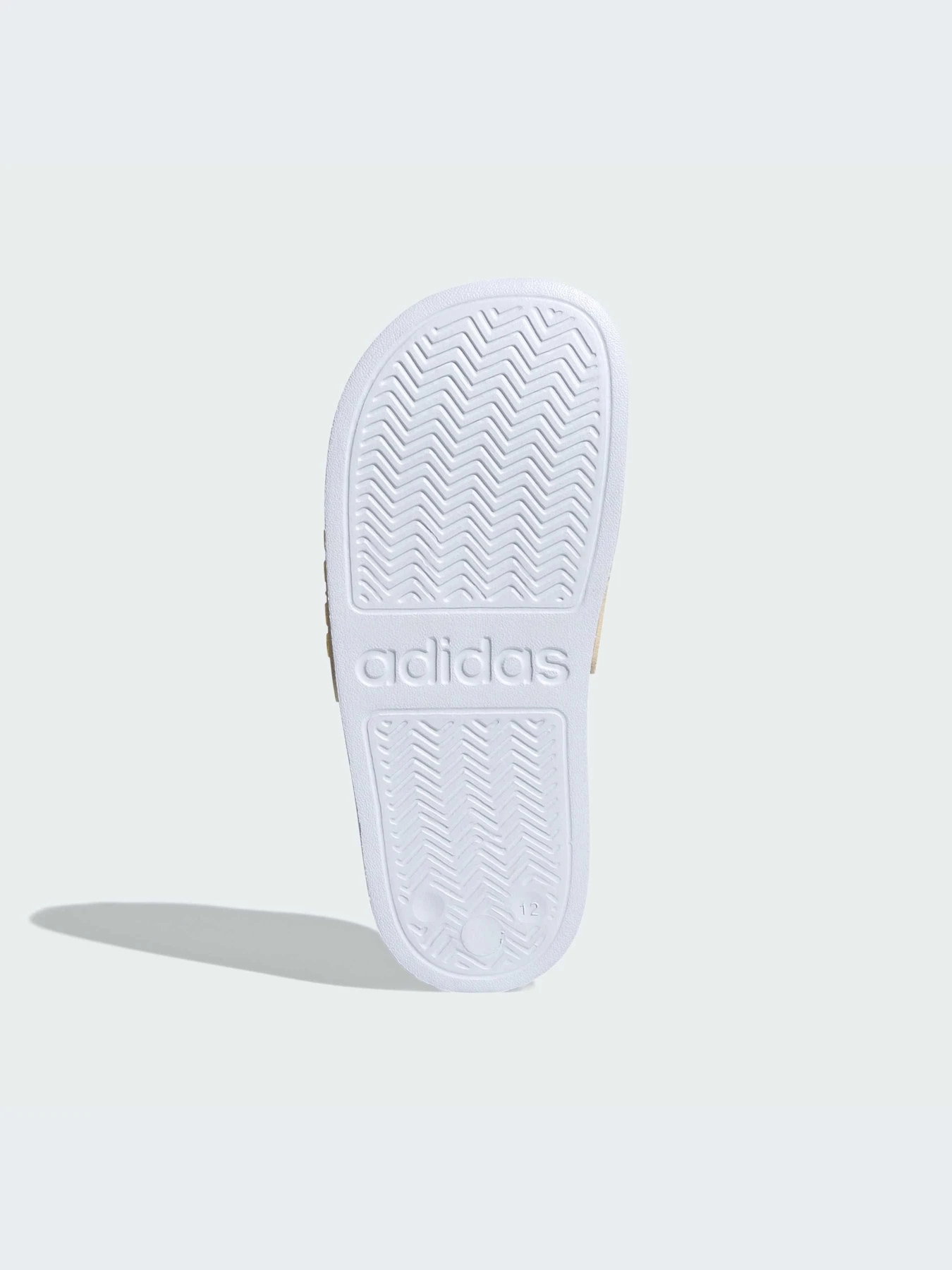 Шлёпанцы Adidas Adilette модель IE2608-KZ Шлёпанцы Adidas Adilette модель IE2608-KZ Фото