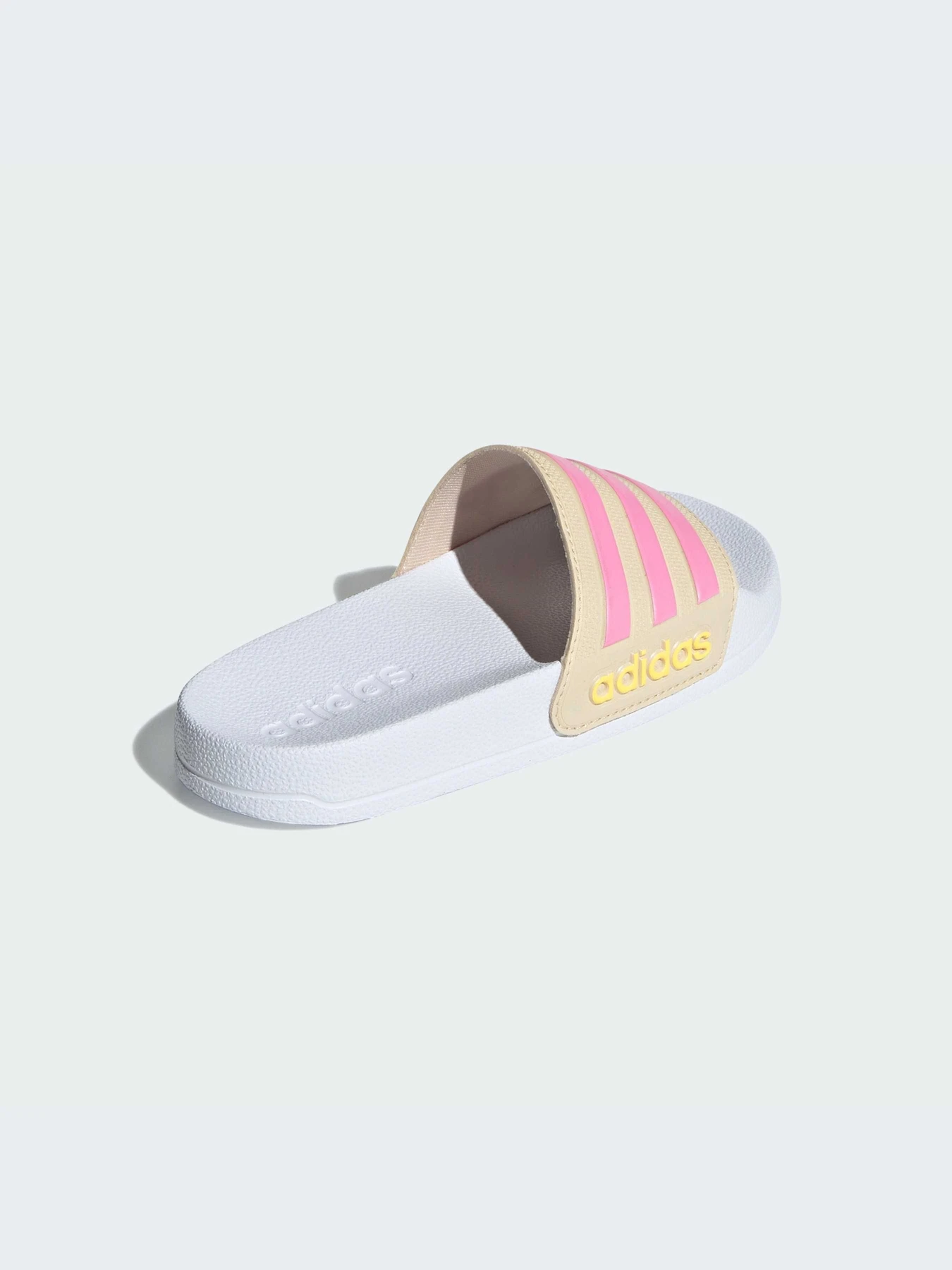 Шлёпанцы Adidas Adilette модель IE2608-KZ Шлёпанцы Adidas Adilette модель IE2608-KZ Фото