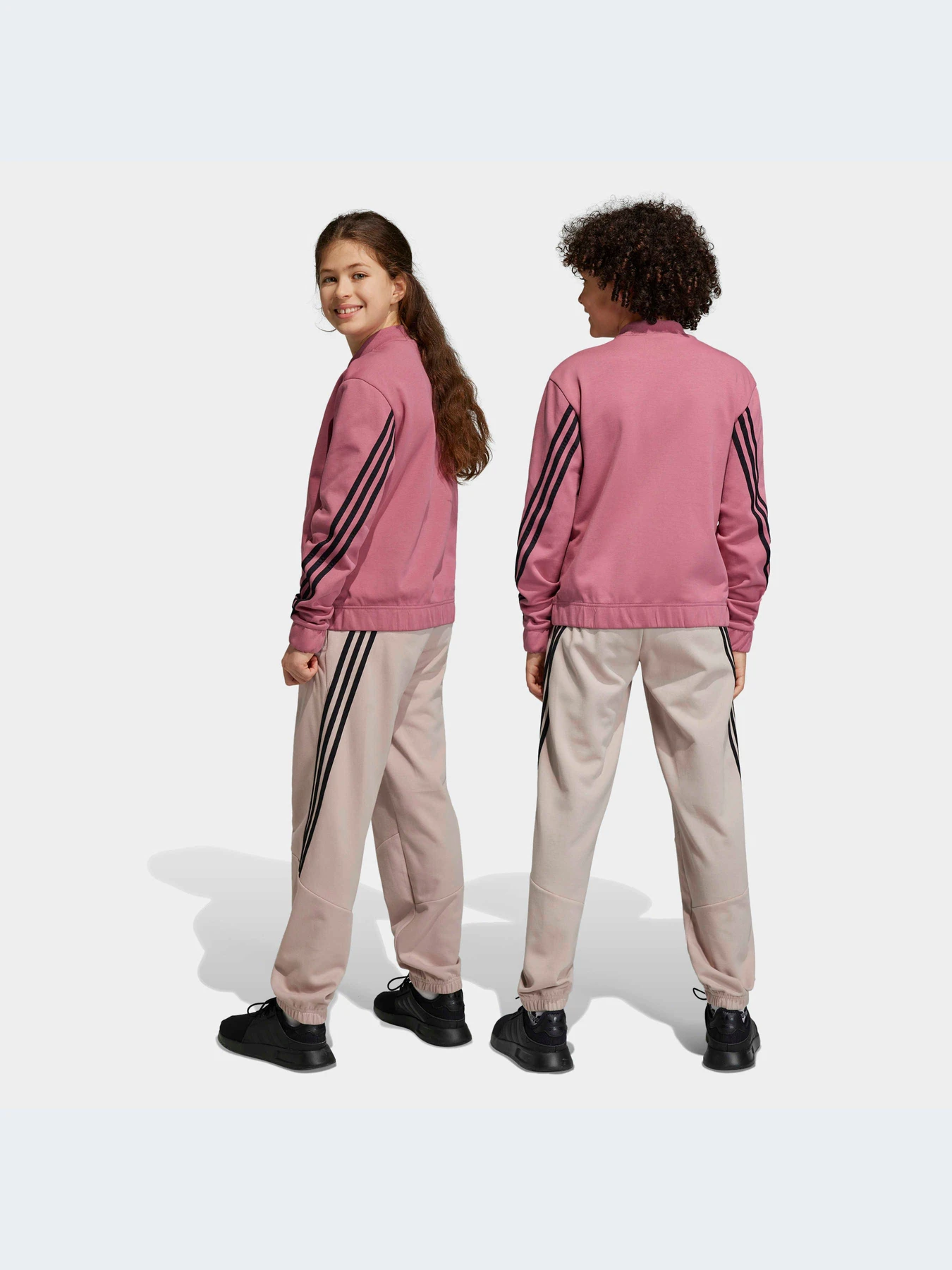Костюмы Adidas модель HR6291-KZ Костюмы Adidas модель HR6291-KZ Фото