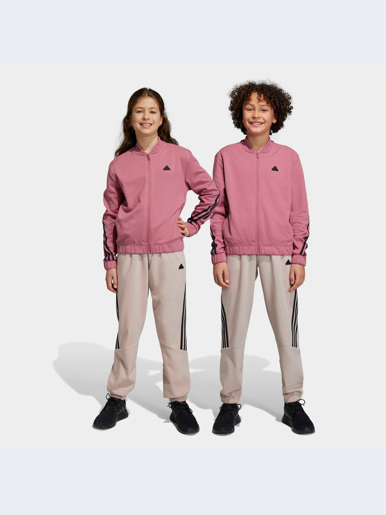 Костюмы Adidas модель HR6291-KZ Костюмы Adidas модель HR6291-KZ Фото