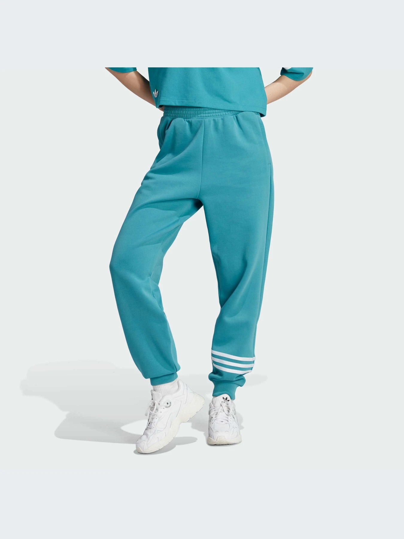 Брюки Adidas Adicolor модель IL6662-KZ Брюки Adidas Adicolor модель IL6662-KZ Фото