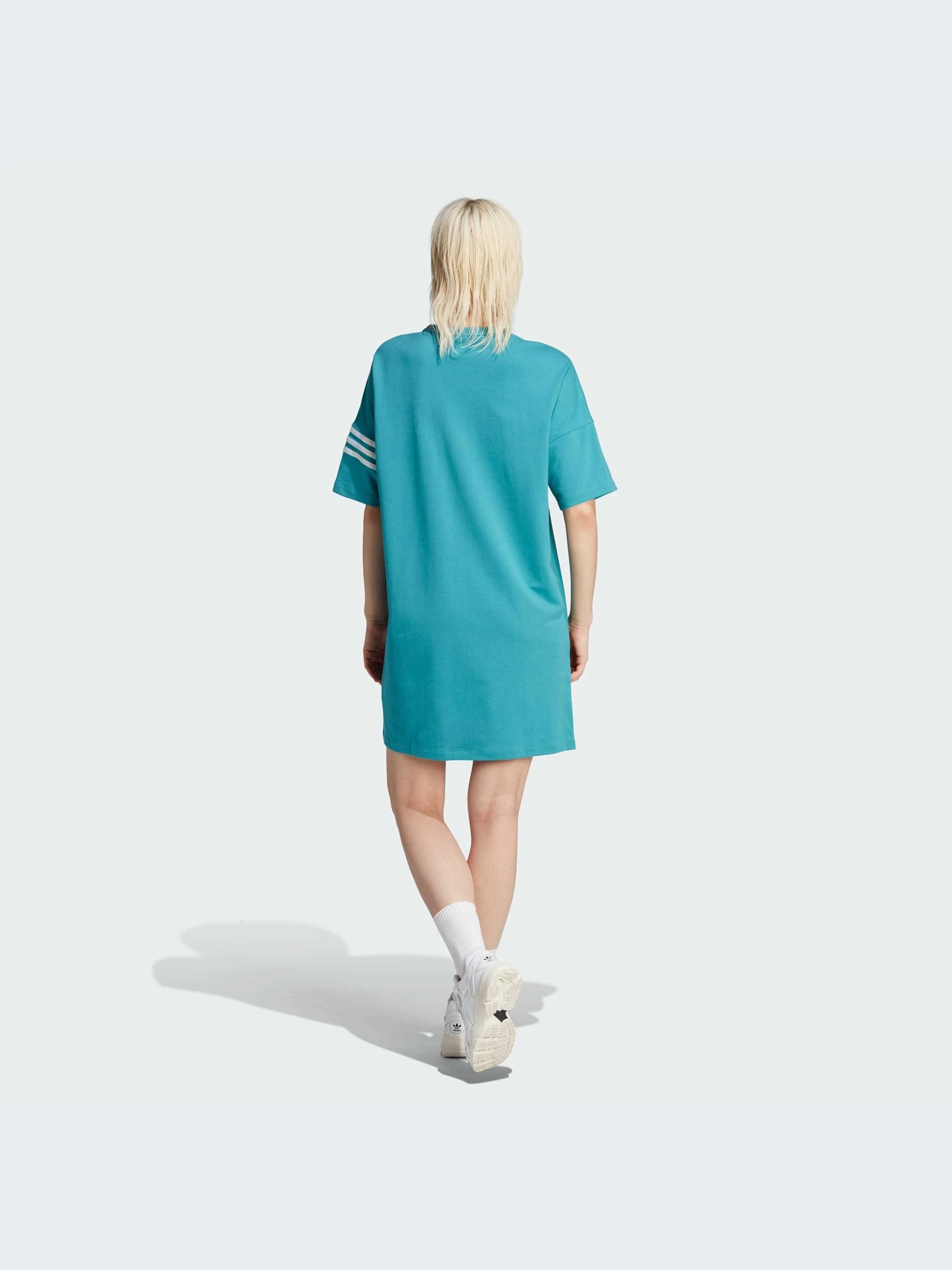 Платья Adidas Adicolor модель IM1837-KZ Платья Adidas Adicolor модель IM1837-KZ Фото