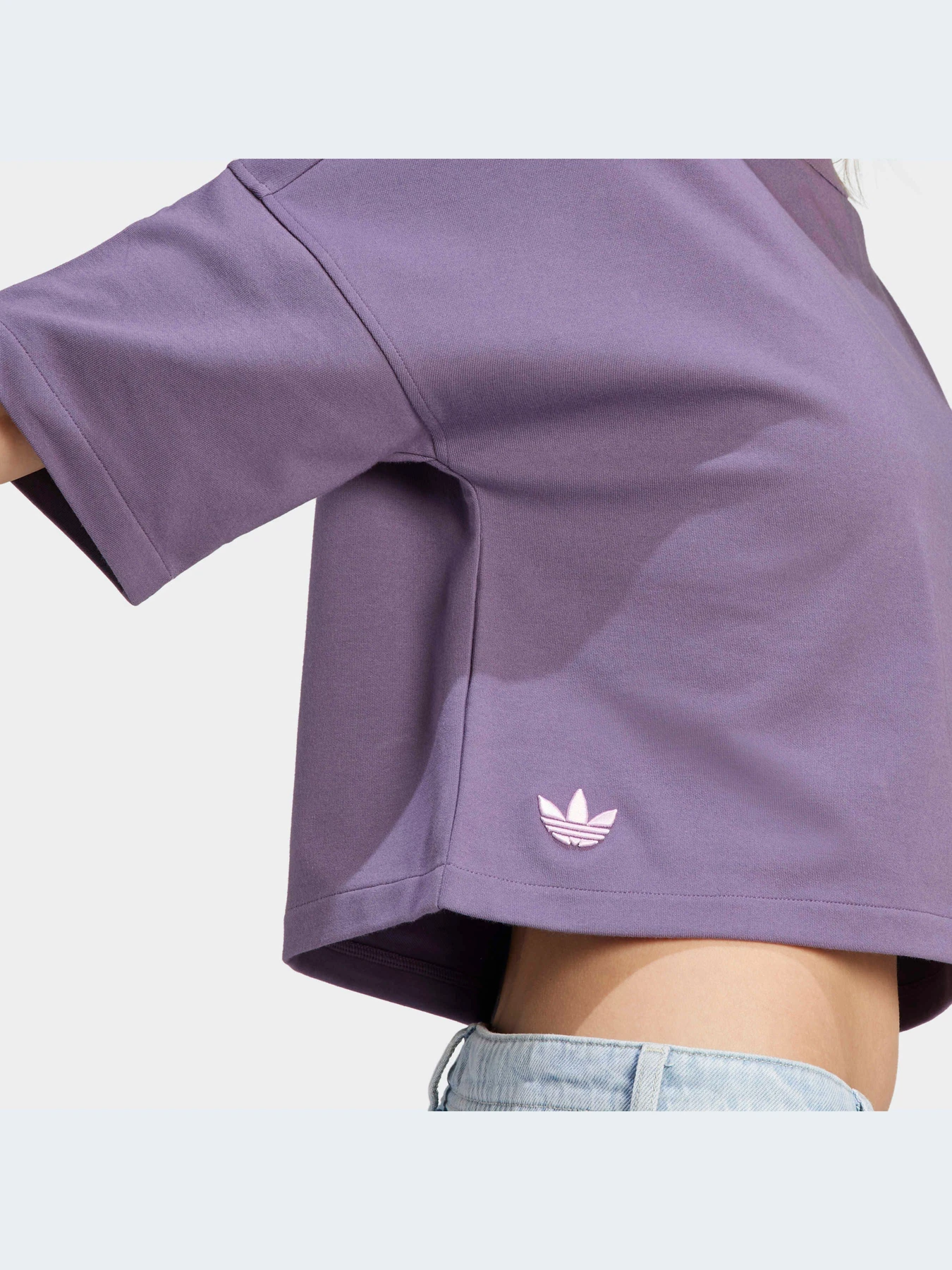 Футболки и поло Adidas Adicolor модель IP8973-KZ Футболки и поло Adidas Adicolor модель IP8973-KZ Фото