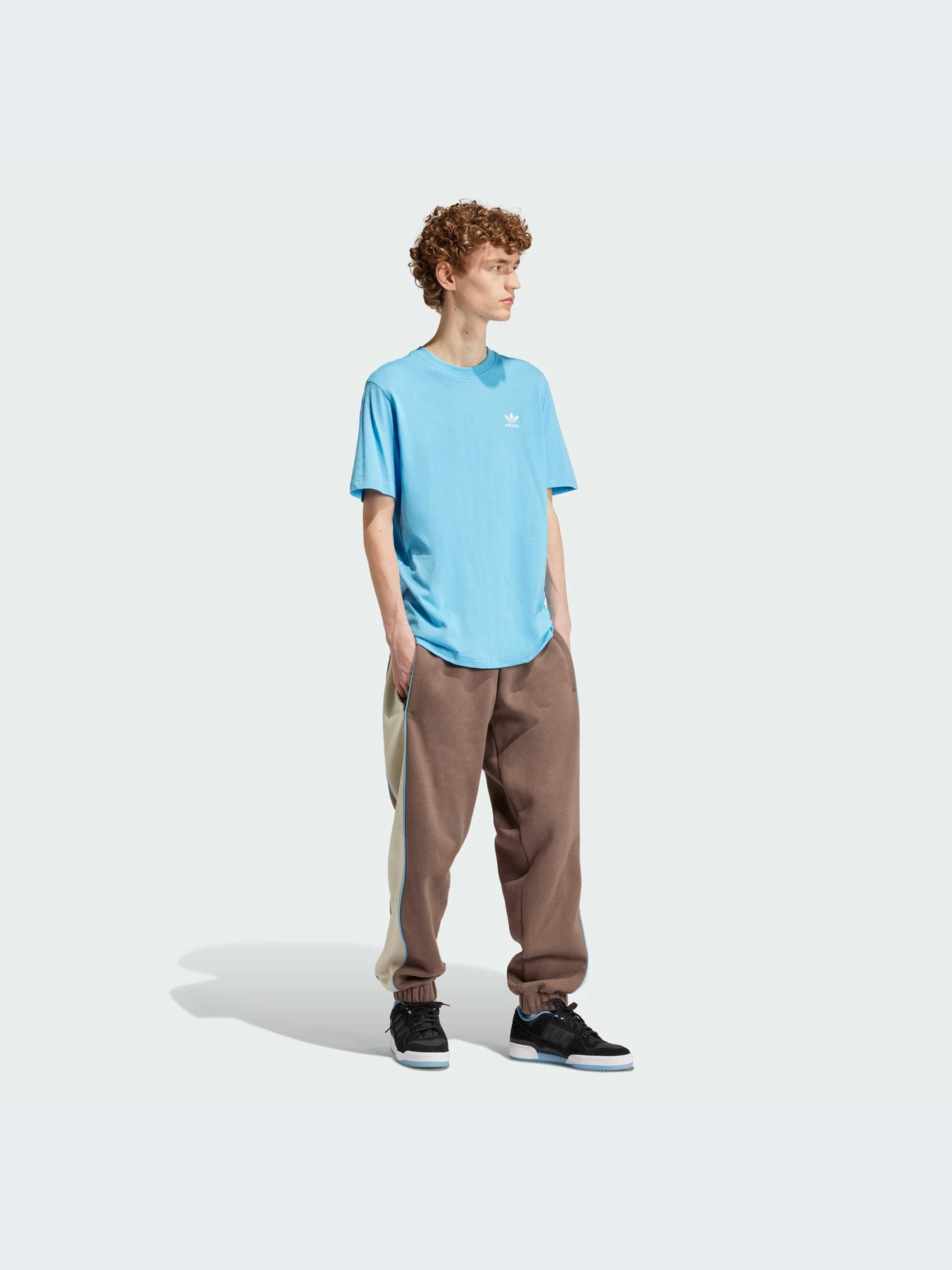 Футболки и поло Adidas модель IU2358-KZ Футболки и поло Adidas модель IU2358-KZ Фото