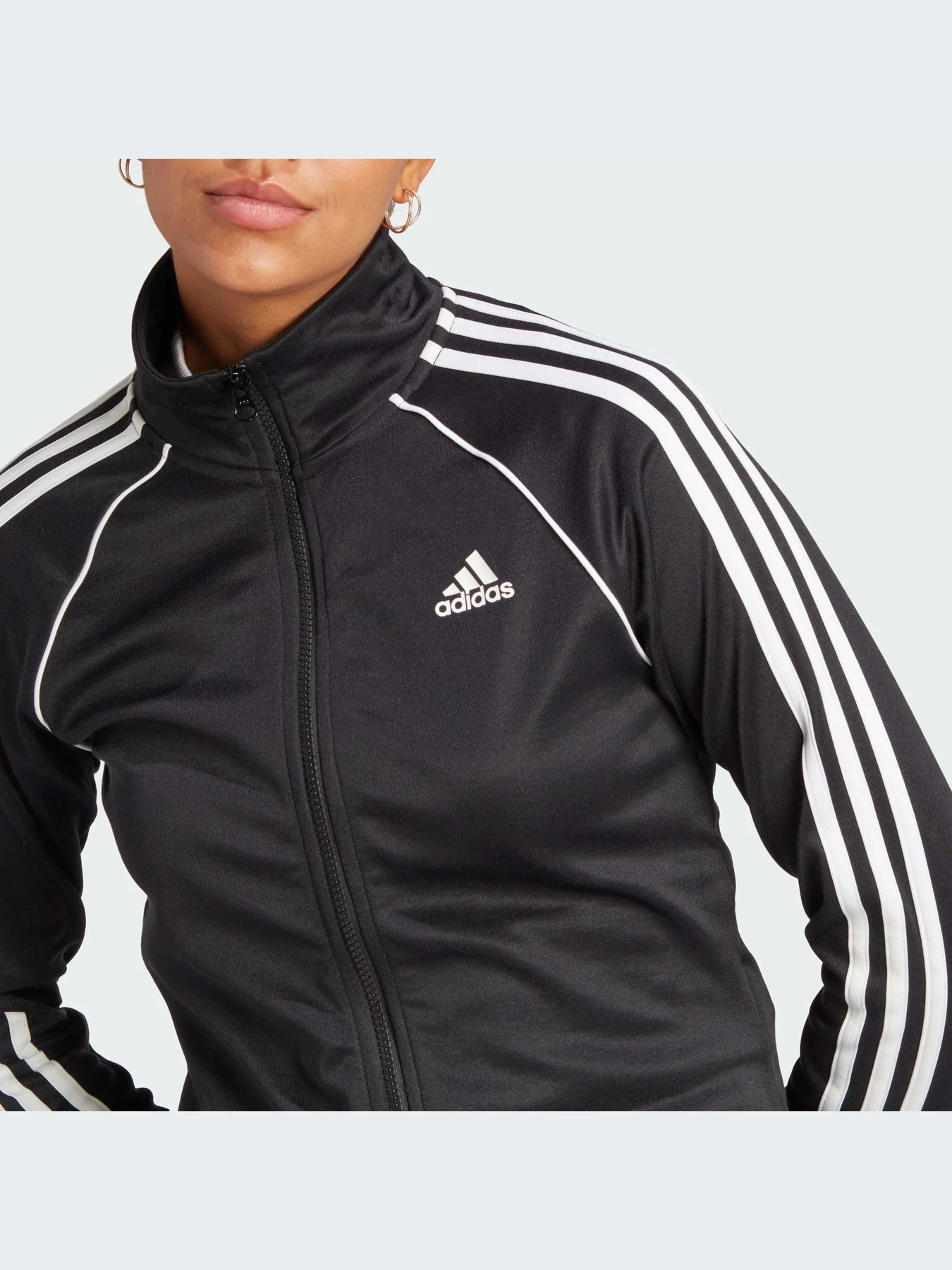 Костюмы Adidas модель IA3147-KZ Костюмы Adidas модель IA3147-KZ Фото