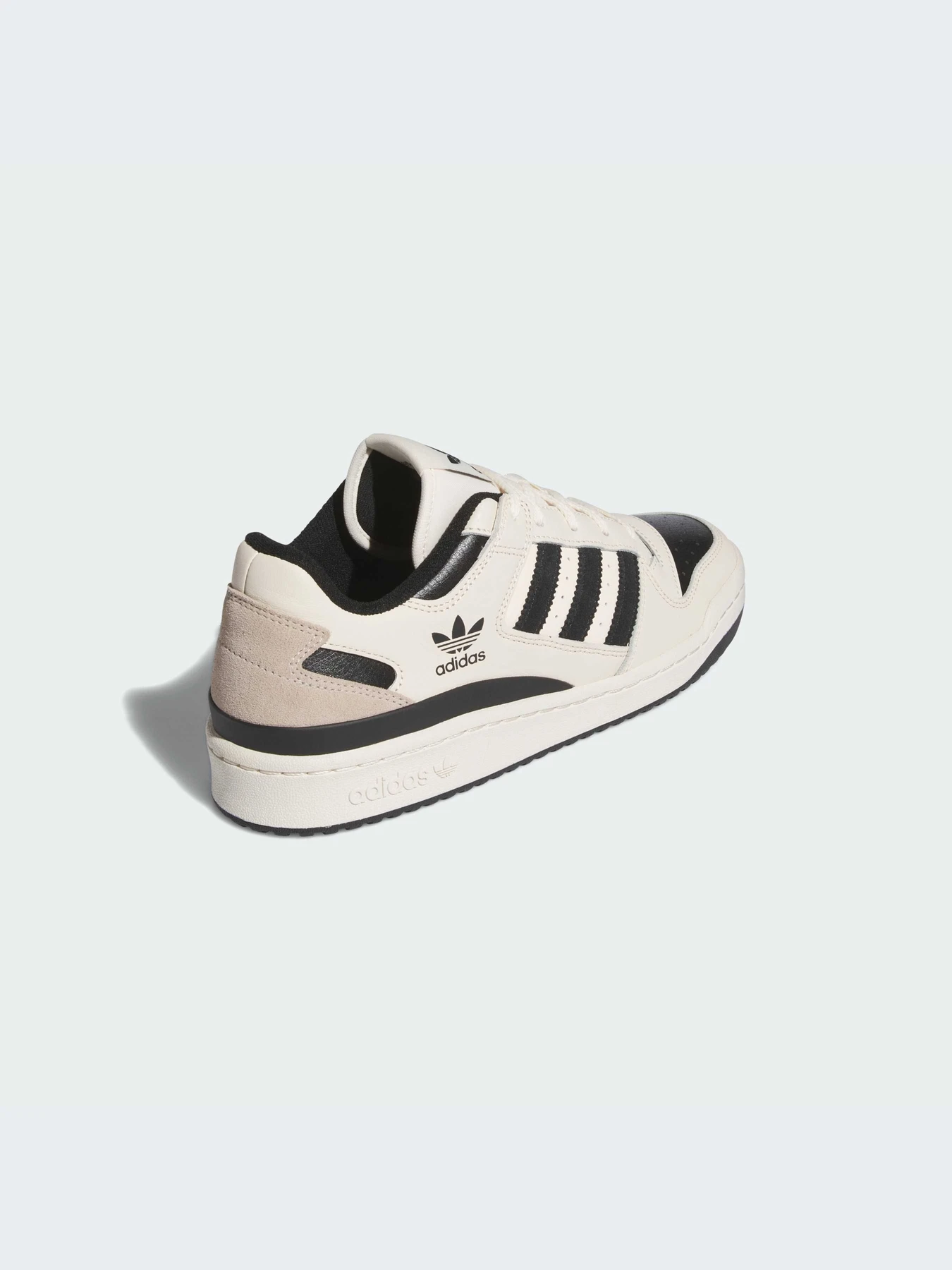 Кроссовки Adidas Forum модель IG3901-KZ Кроссовки Adidas Forum модель IG3901-KZ Фото
