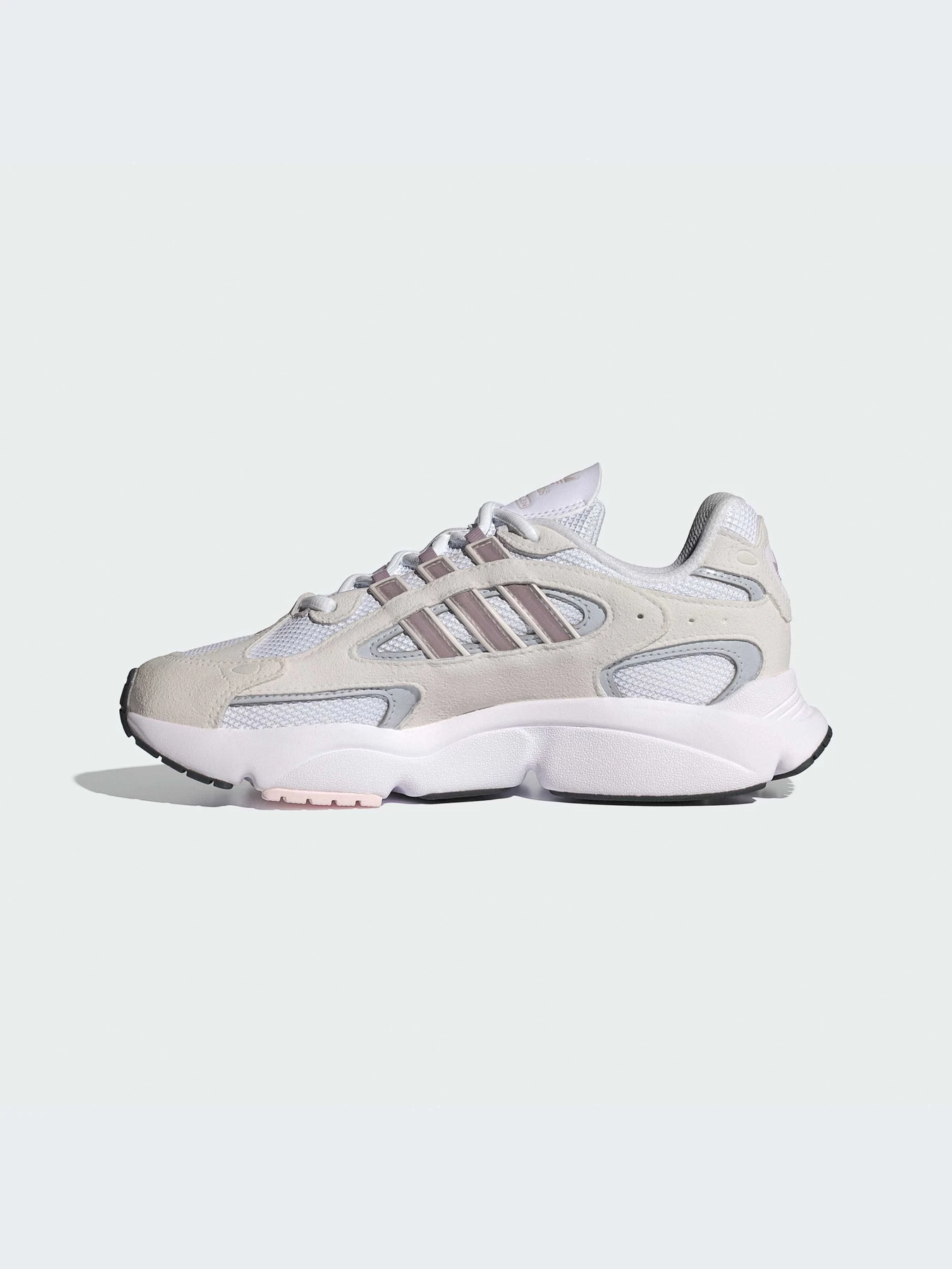 Кроссовки Adidas Ozweego модель IF6551-KZ Кроссовки Adidas Ozweego модель IF6551-KZ Фото