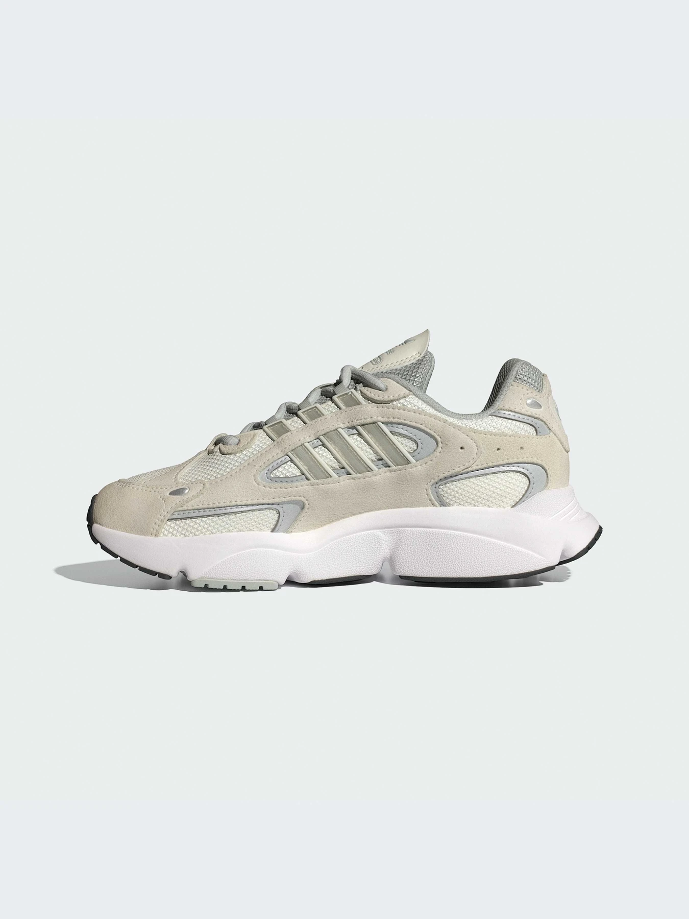 Кроссовки Adidas Ozweego модель IF6552-KZ Кроссовки Adidas Ozweego модель IF6552-KZ Фото