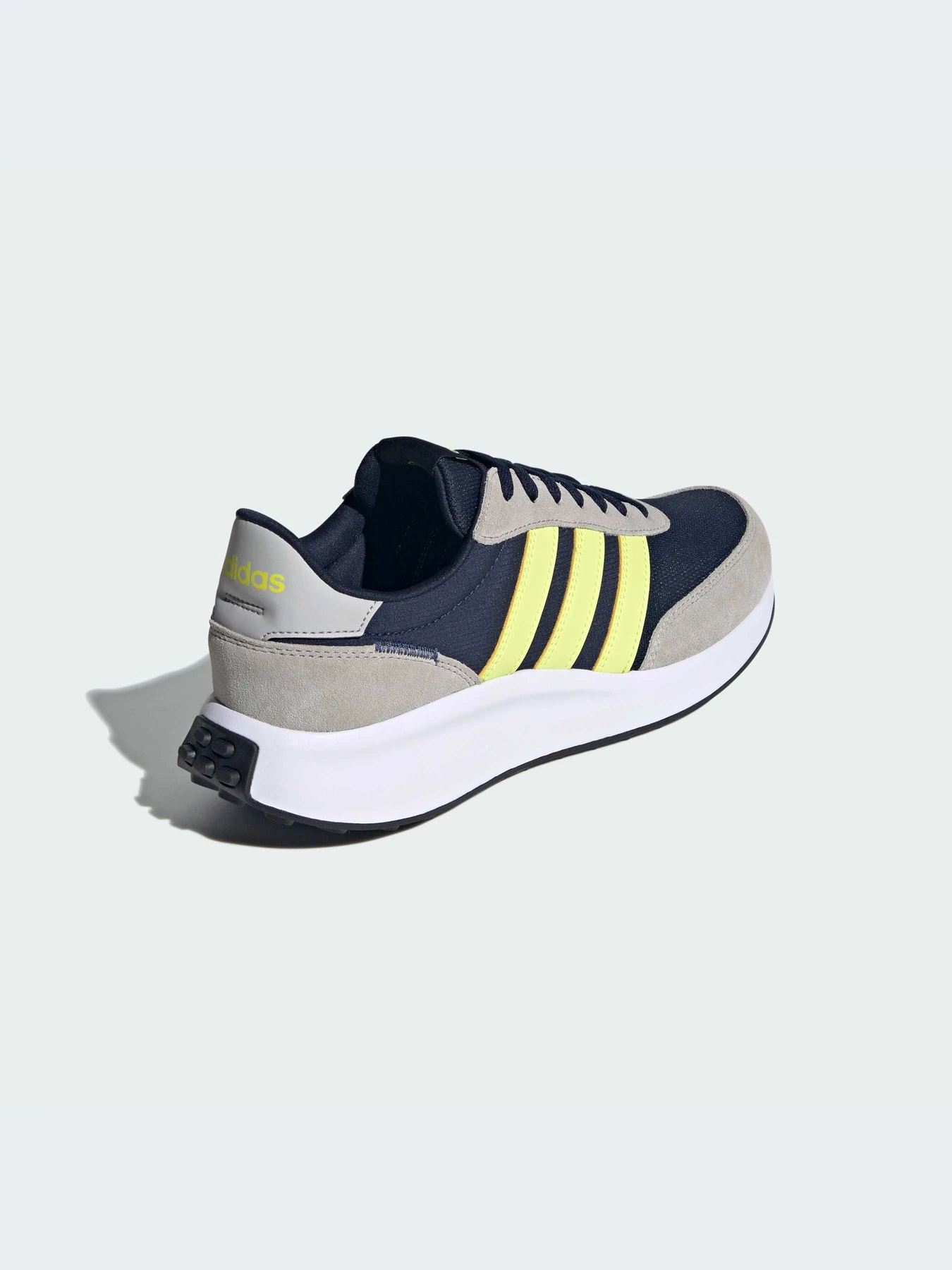 Кроссовки Adidas модель IG1184-KZ Фото
