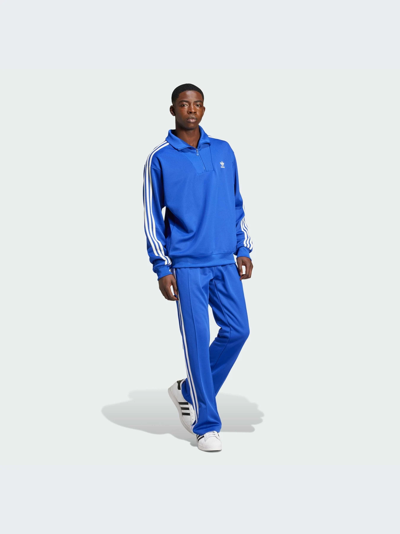 Худи и свитшоты Adidas Adicolor модель IX5216-KZ Худи и свитшоты Adidas Adicolor модель IX5216-KZ Фото