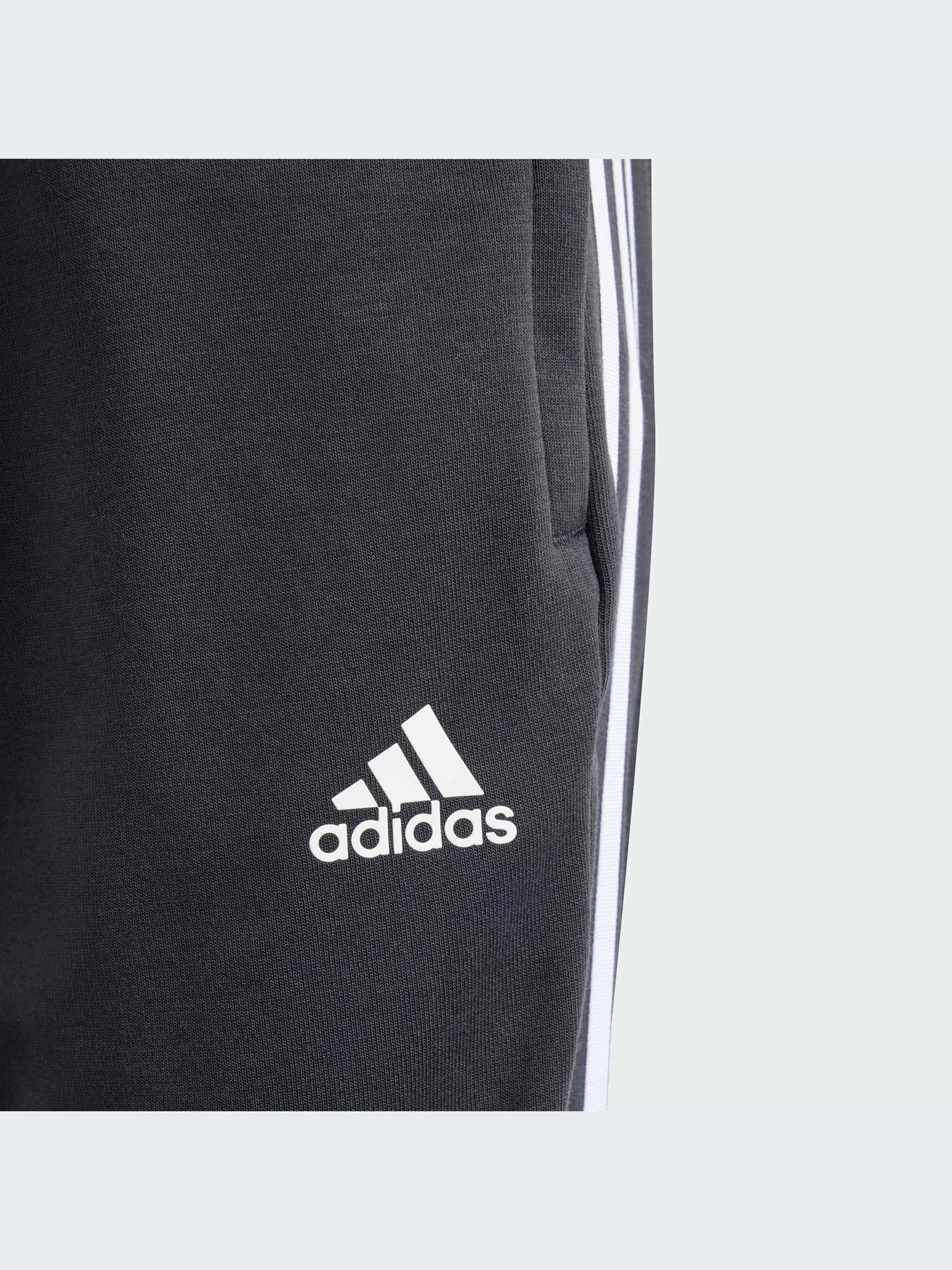 Брюки Adidas Tiro модель IS4348-KZ Брюки Adidas Tiro модель IS4348-KZ Фото