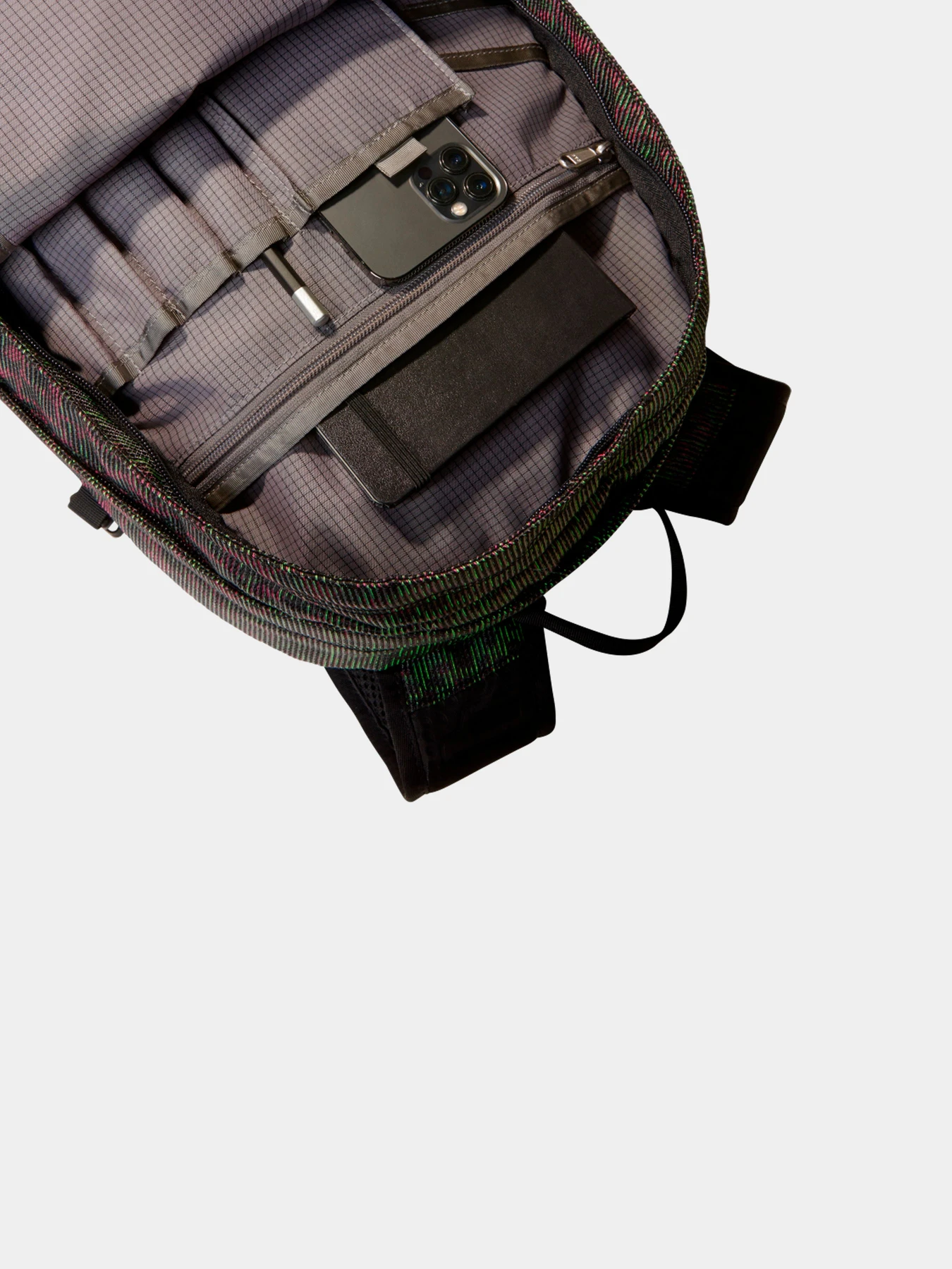 Рюкзаки The North Face модель NF0A88TM0OM1 Фото