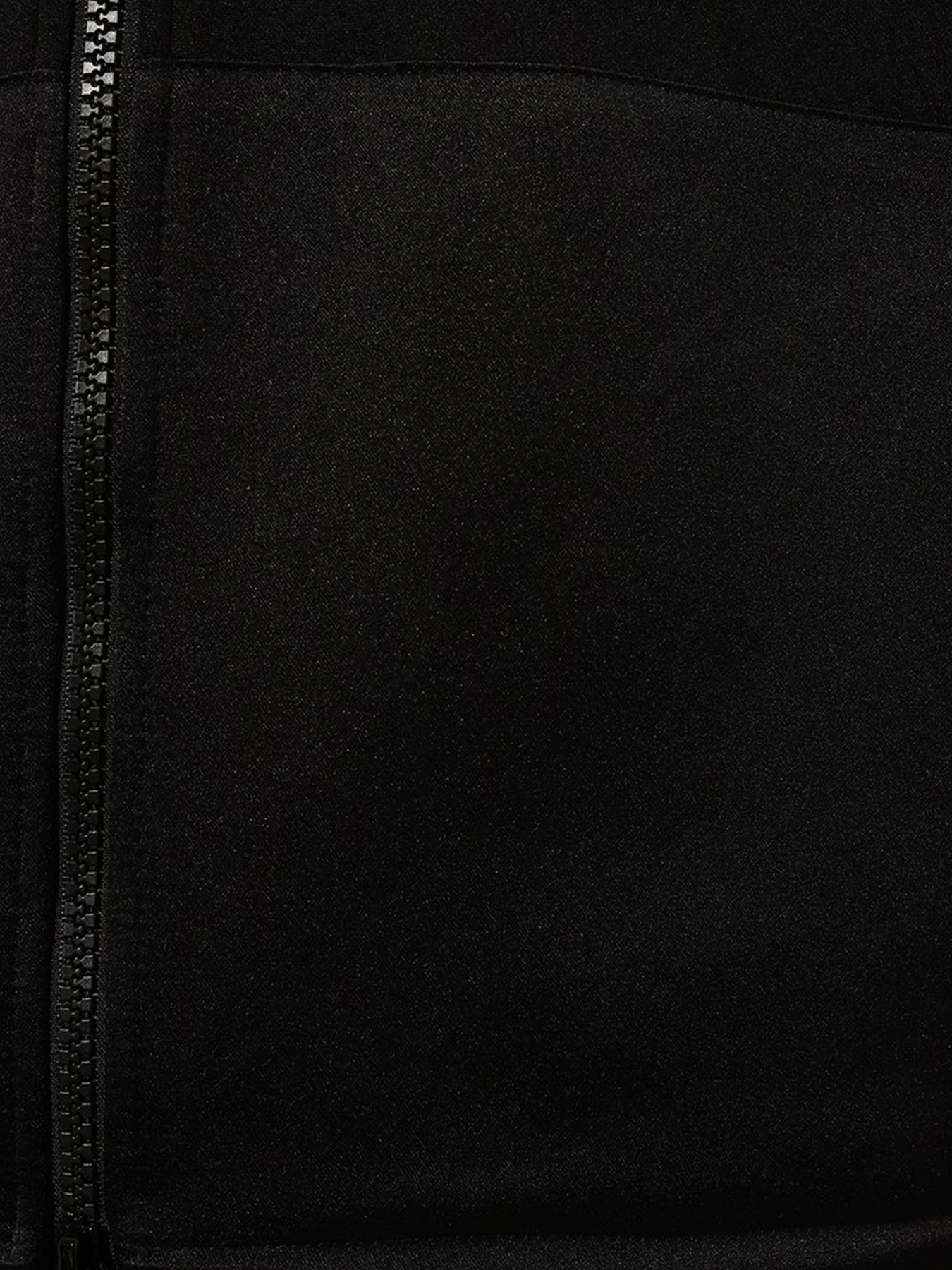Куртки и дубленки Emporio Armani модель 6D2B7B-2JXGZ-0999 Куртки и дубленки Emporio Armani модель 6D2B7B-2JXGZ-0999 Фото