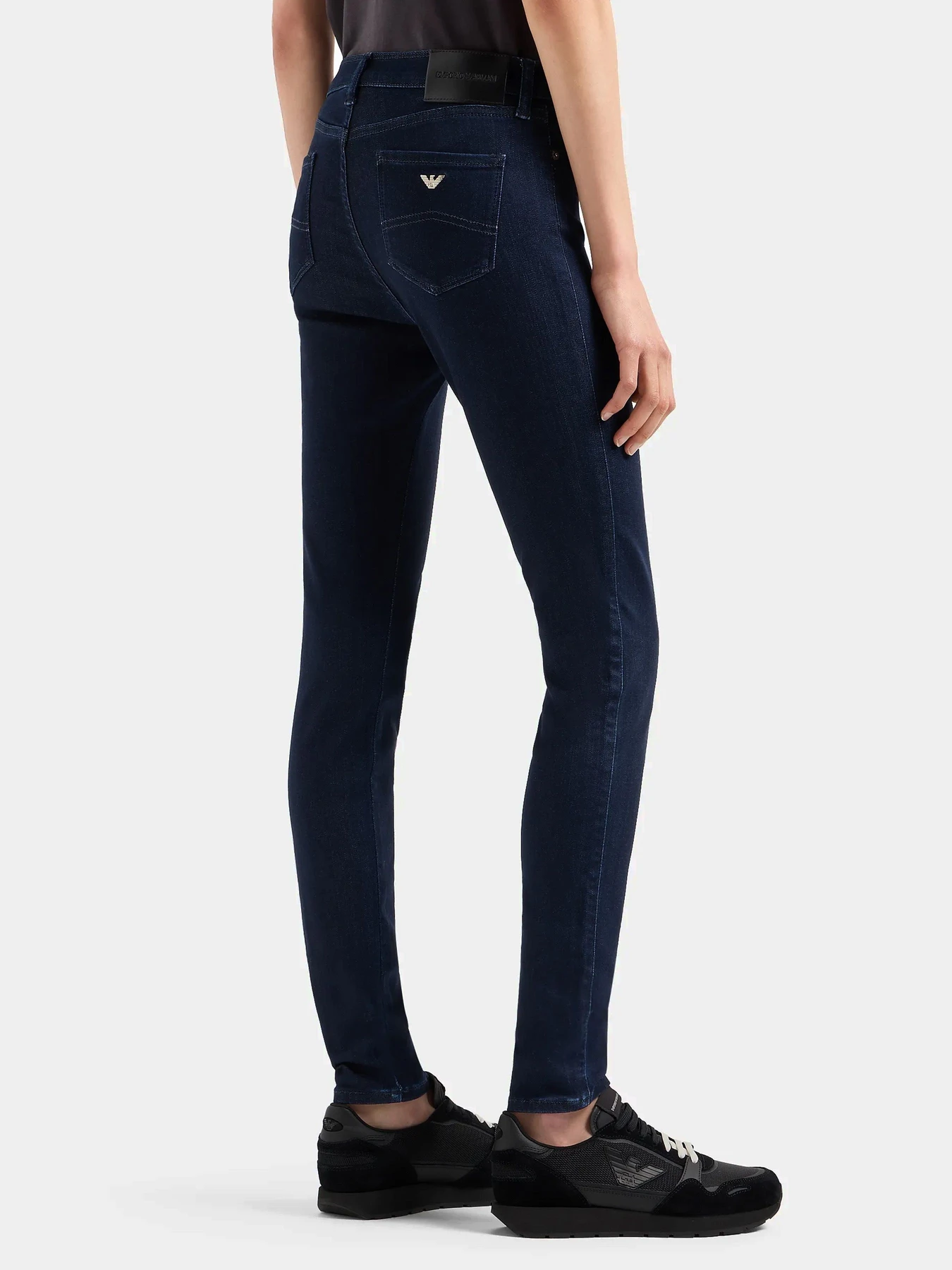 Джинсы Emporio Armani модель 8N2J20-2DL2Z-0941 Джинсы Emporio Armani модель 8N2J20-2DL2Z-0941 Фото
