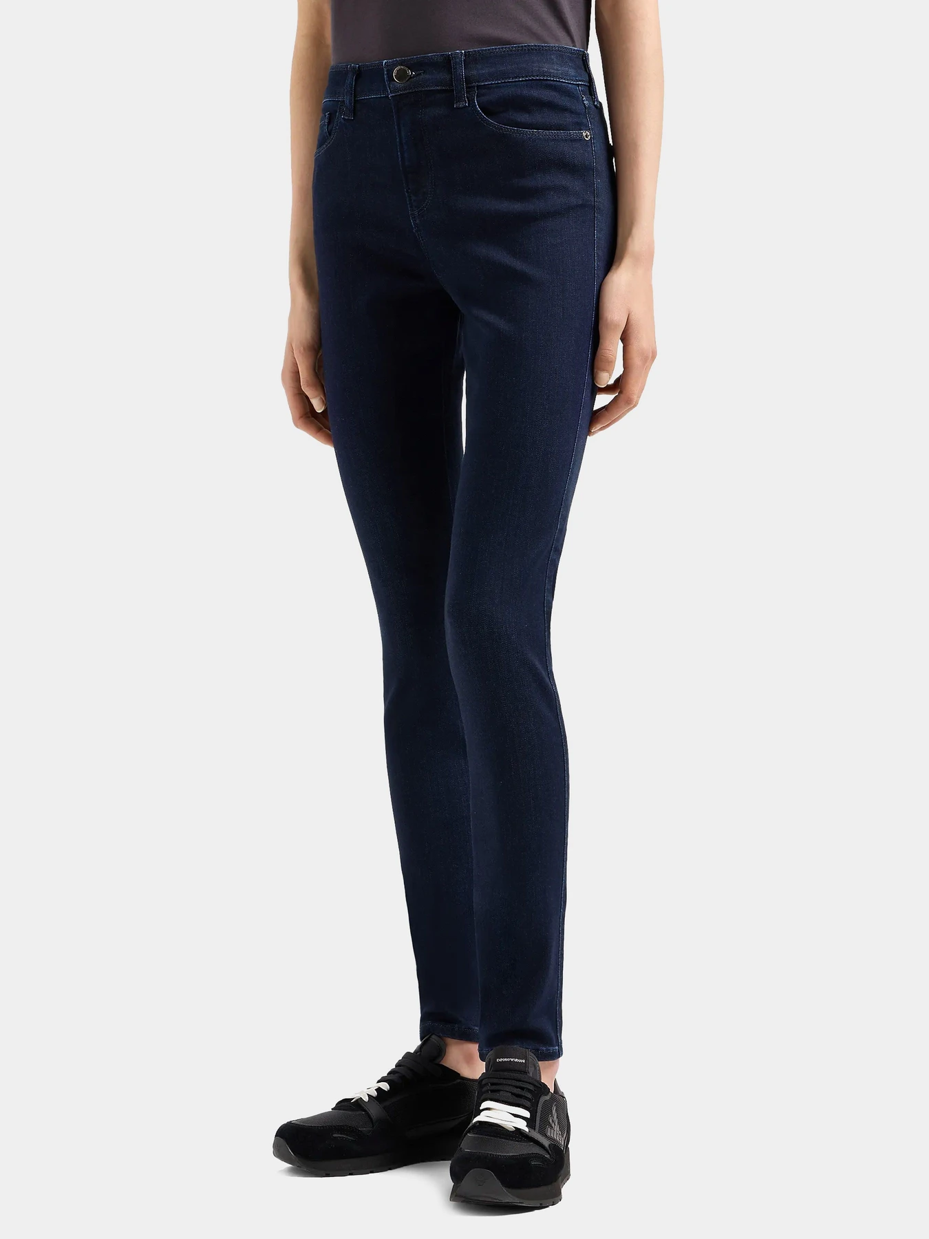 Джинсы Emporio Armani модель 8N2J20-2DL2Z-0941 Джинсы Emporio Armani модель 8N2J20-2DL2Z-0941 Фото