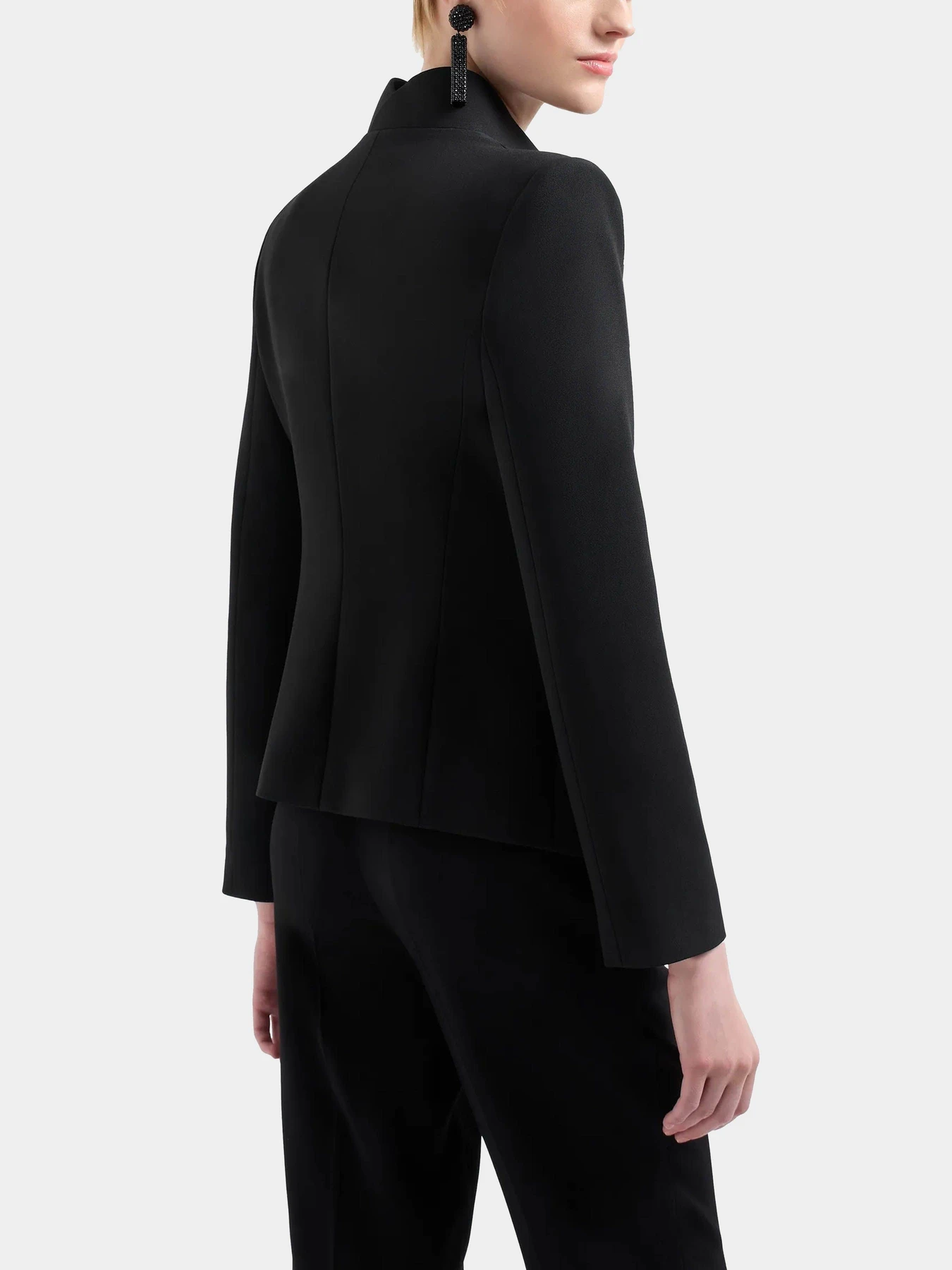 Пиджаки Emporio Armani модель EW000258-TE10418-UC001 Фото