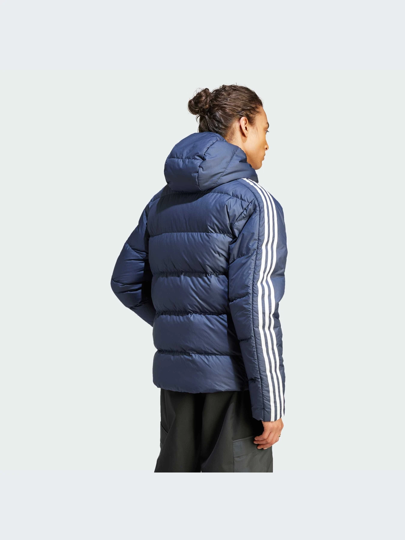 Куртки и дубленки Adidas модель IK3213-KZ Куртки и дубленки Adidas модель IK3213-KZ Фото