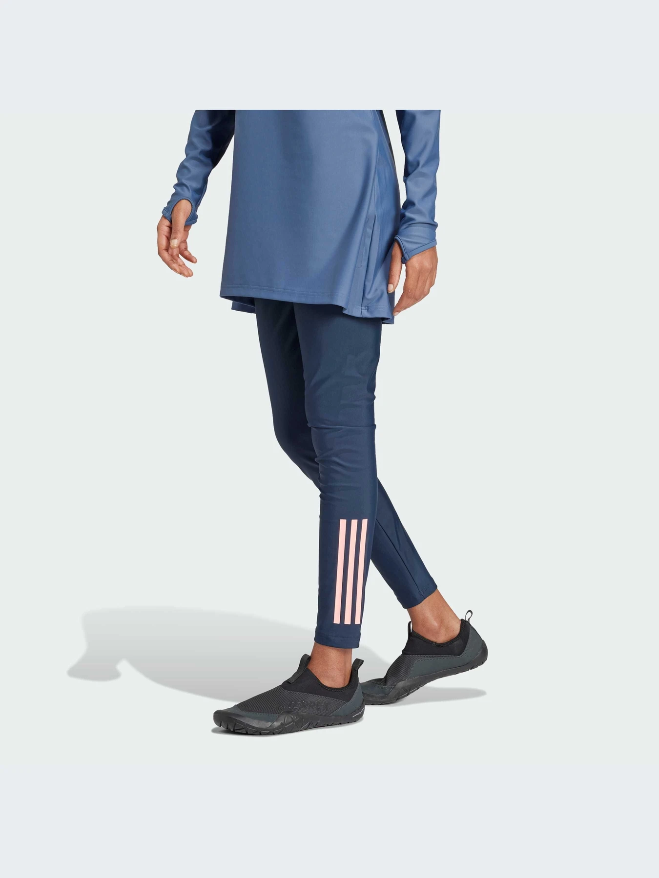 Одежда для пляжа Adidas модель IM6173-KZ Одежда для пляжа Adidas модель IM6173-KZ Фото
