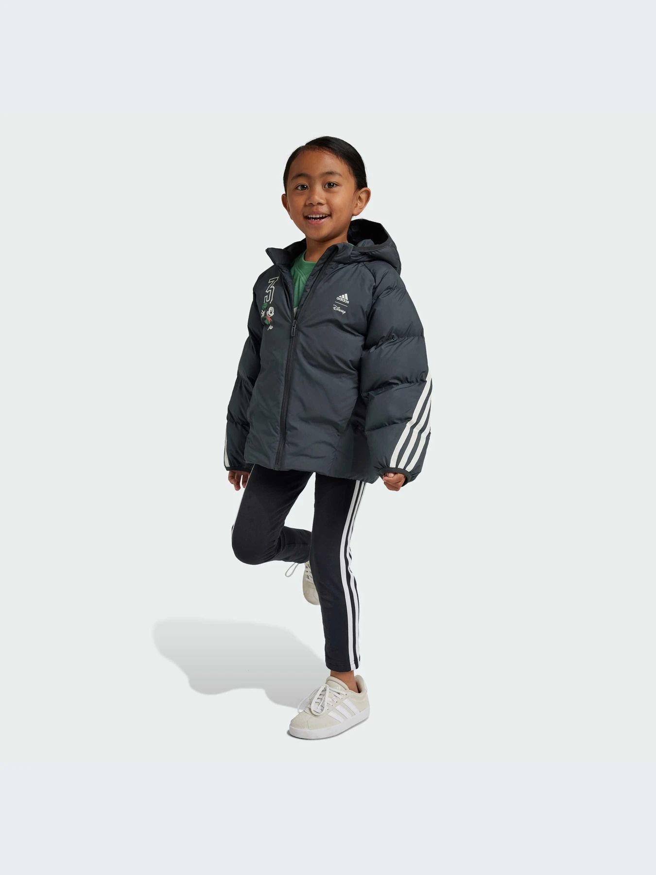 Куртки и дубленки Adidas модель IV9653-KZ Куртки и дубленки Adidas модель IV9653-KZ Фото