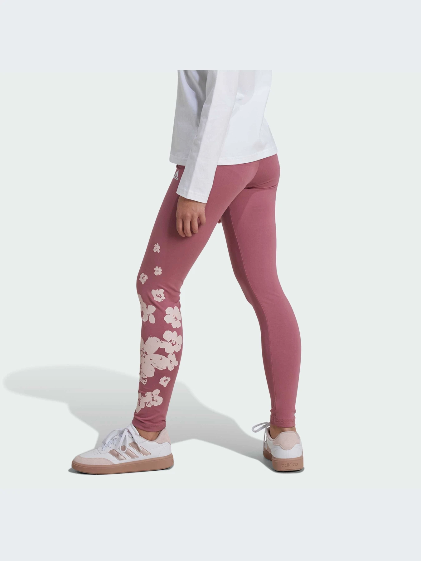 Костюмы Adidas модель IV7315-KZ Костюмы Adidas модель IV7315-KZ Фото