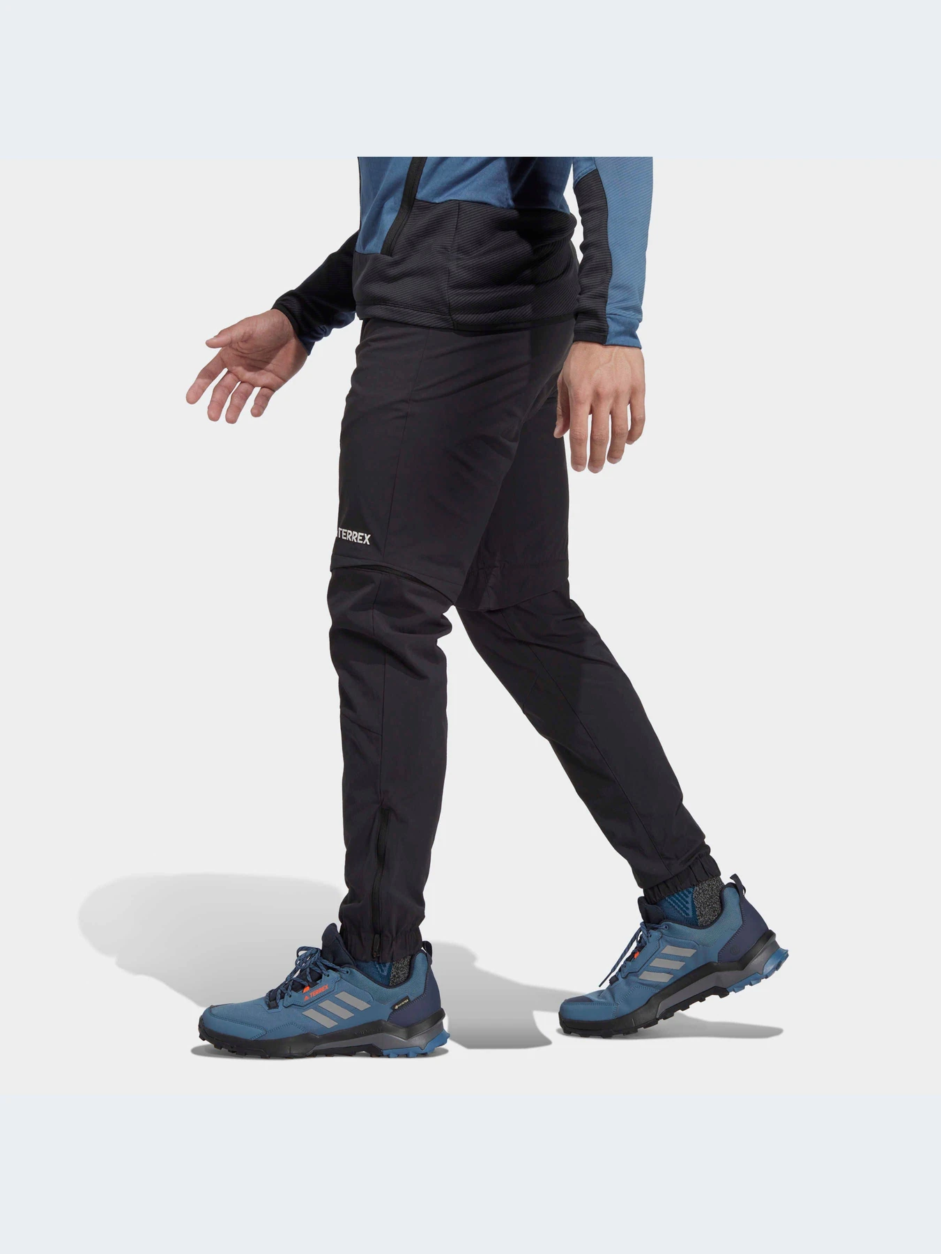 Брюки Adidas модель HN2896-KZ Брюки Adidas модель HN2896-KZ Фото
