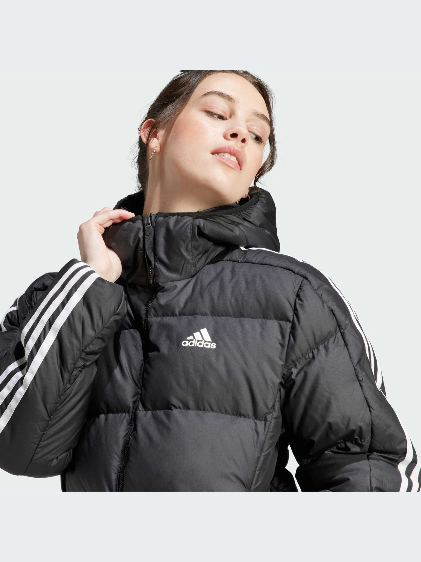 Куртки и дубленки Adidas модель HZ8483-KZ Куртки и дубленки Adidas модель HZ8483-KZ Фото