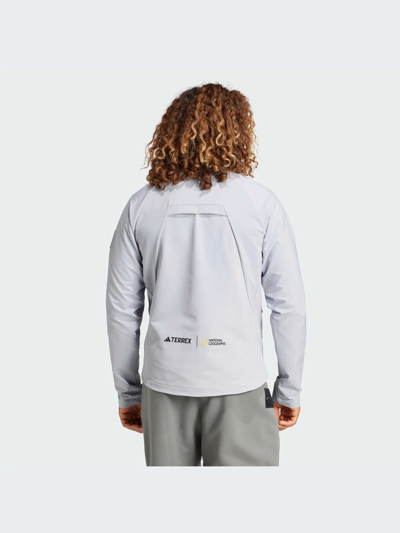Куртки и дубленки Adidas модель IX7919-KZ Куртки и дубленки Adidas модель IX7919-KZ Фото
