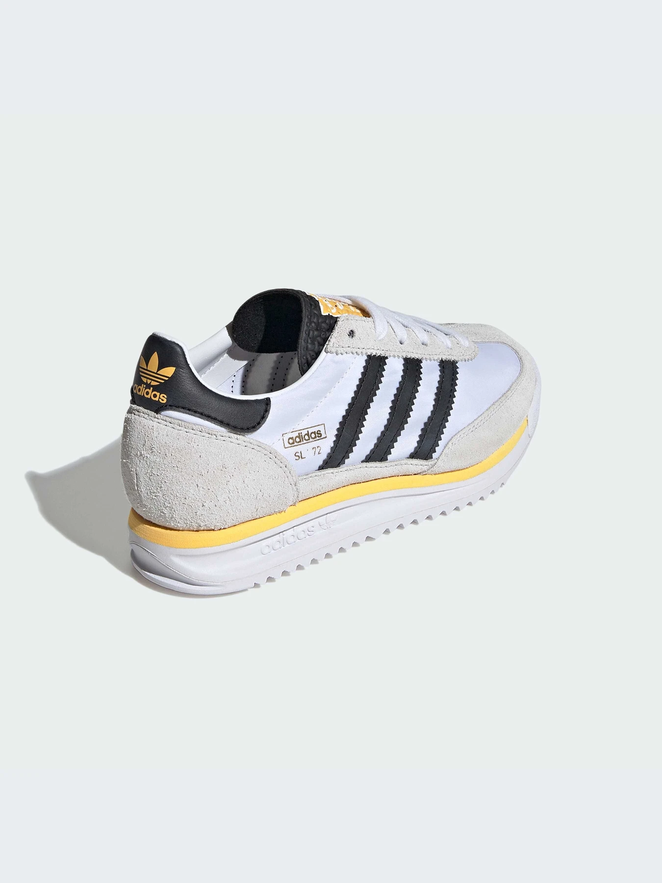Кроссовки Adidas модель IH8077-KZ Кроссовки Adidas модель IH8077-KZ Фото