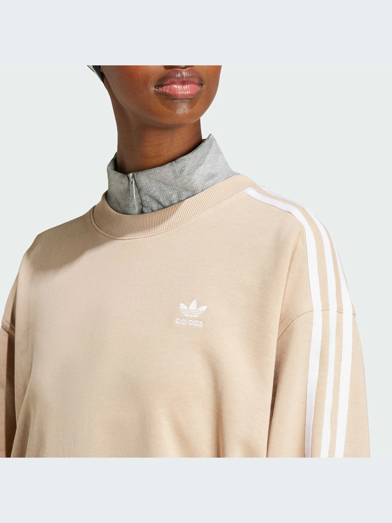 Худи и свитшоты Adidas модель IY4697-KZ Худи и свитшоты Adidas модель IY4697-KZ Фото