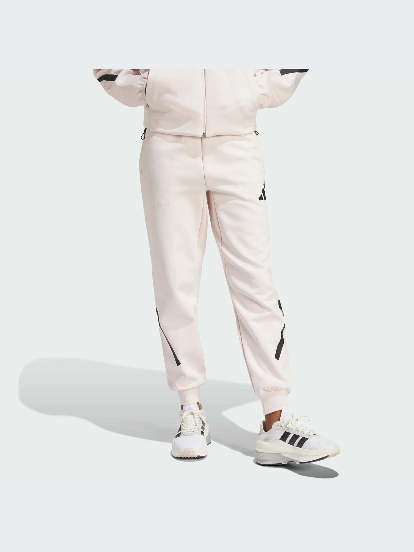 Брюки Adidas ZNE модель JF4788-KZ Брюки Adidas ZNE модель JF4788-KZ Фото