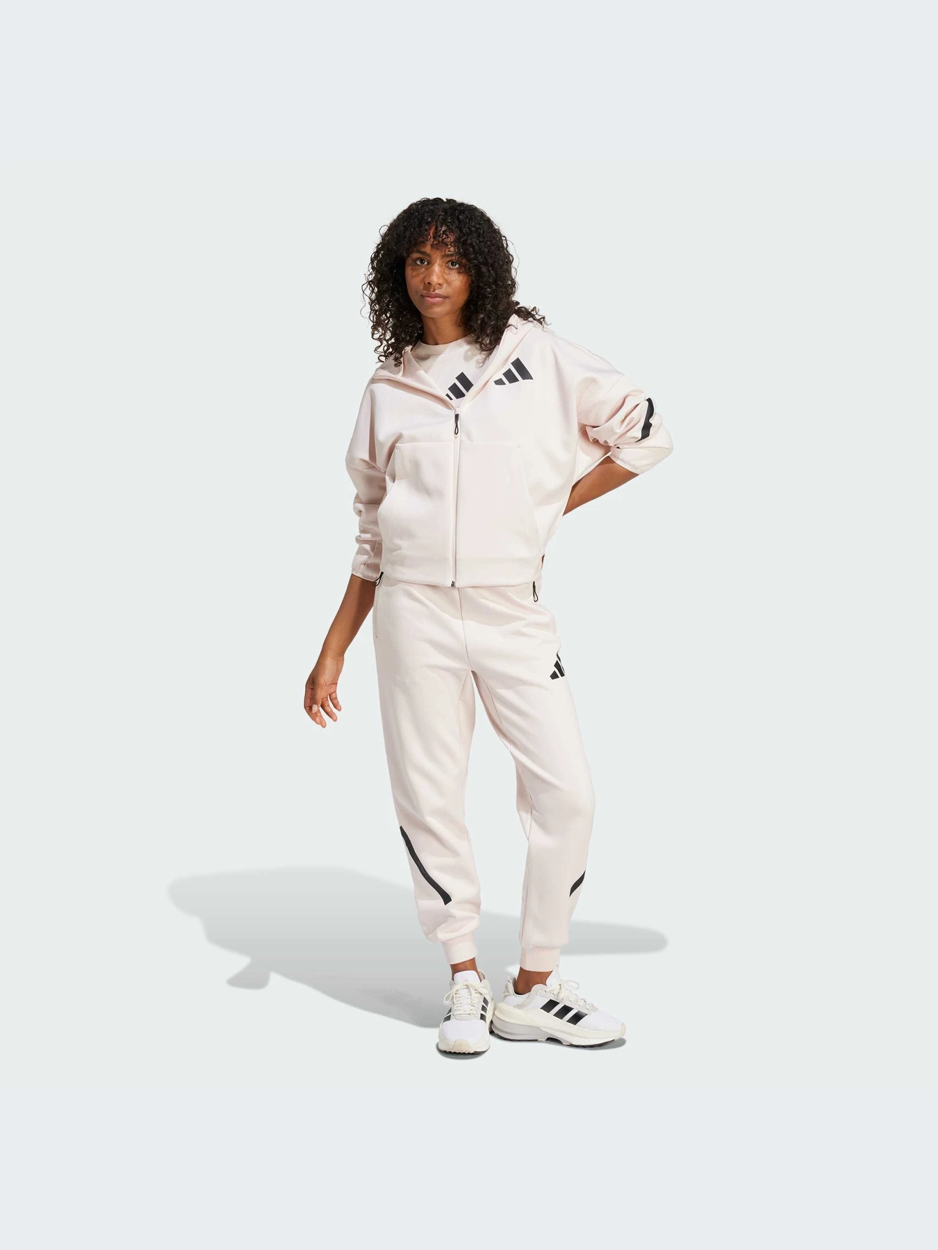 Брюки Adidas ZNE модель JF4788-KZ Брюки Adidas ZNE модель JF4788-KZ Фото
